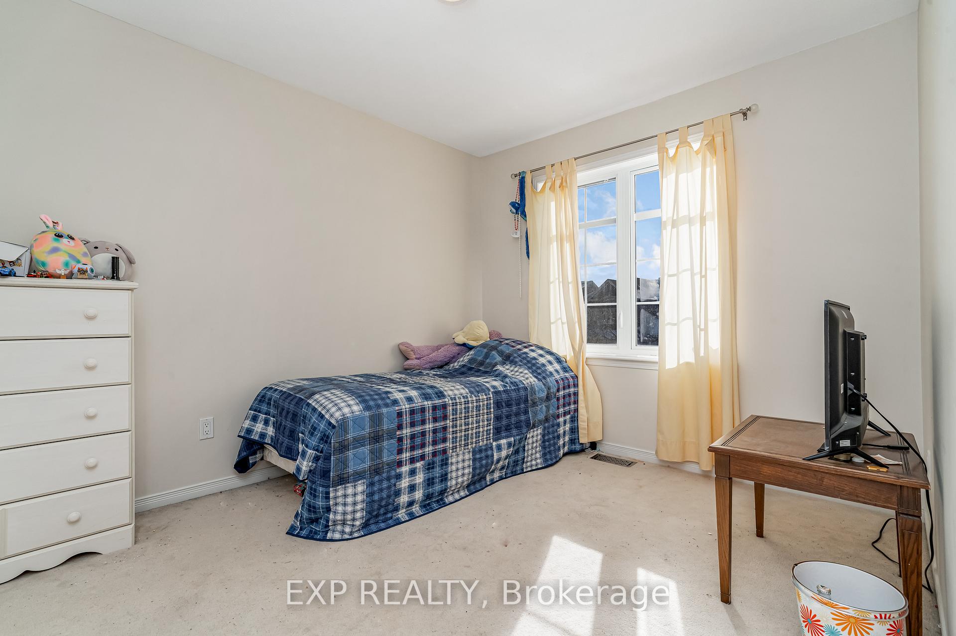 Photo 20 of 156 Trail Side Circle, Ottawa, Springridge/East Village — HOMEH