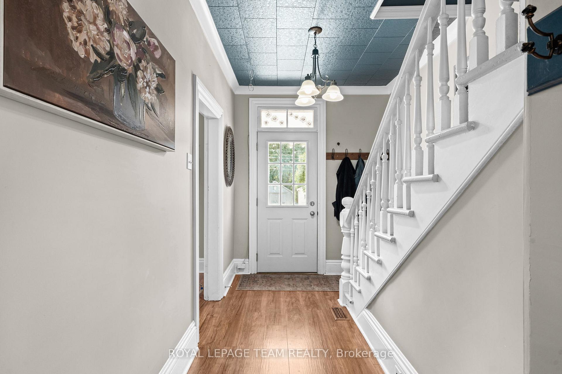 Photo 2 of 57 Lochiel Street S, Renfrew — HOMEH