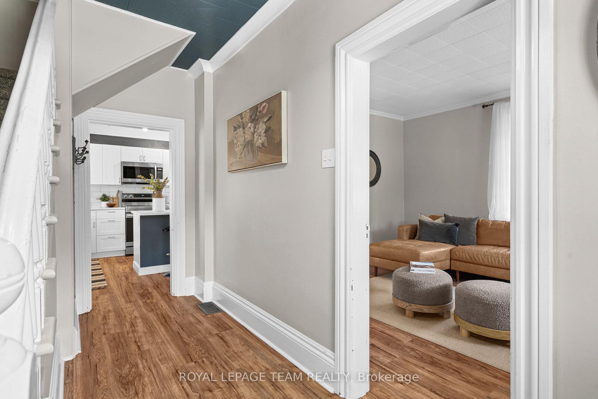 Photo 3 of 57 Lochiel Street S, Renfrew — HOMEH