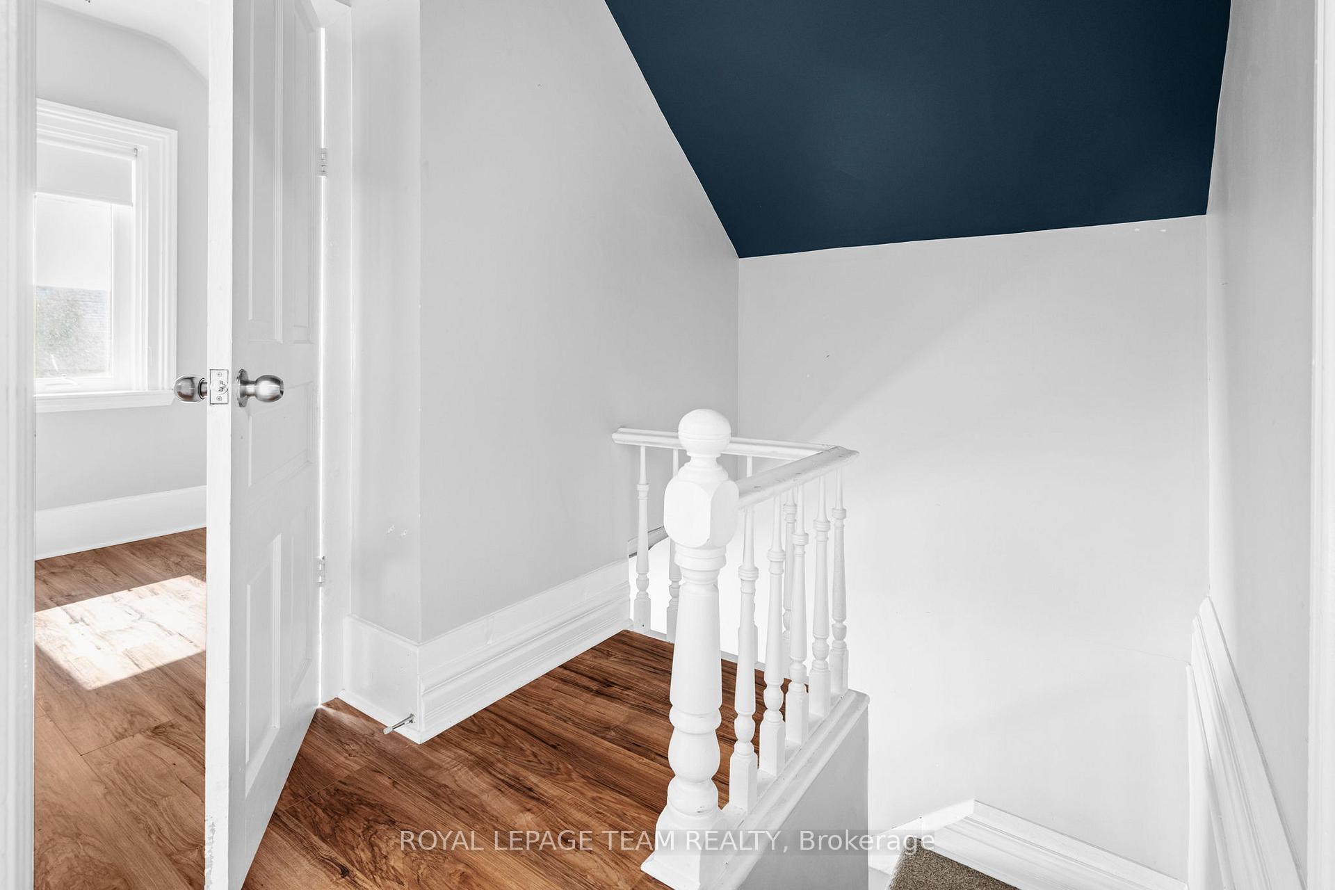 Photo 13 of 57 Lochiel Street S, Renfrew — HOMEH