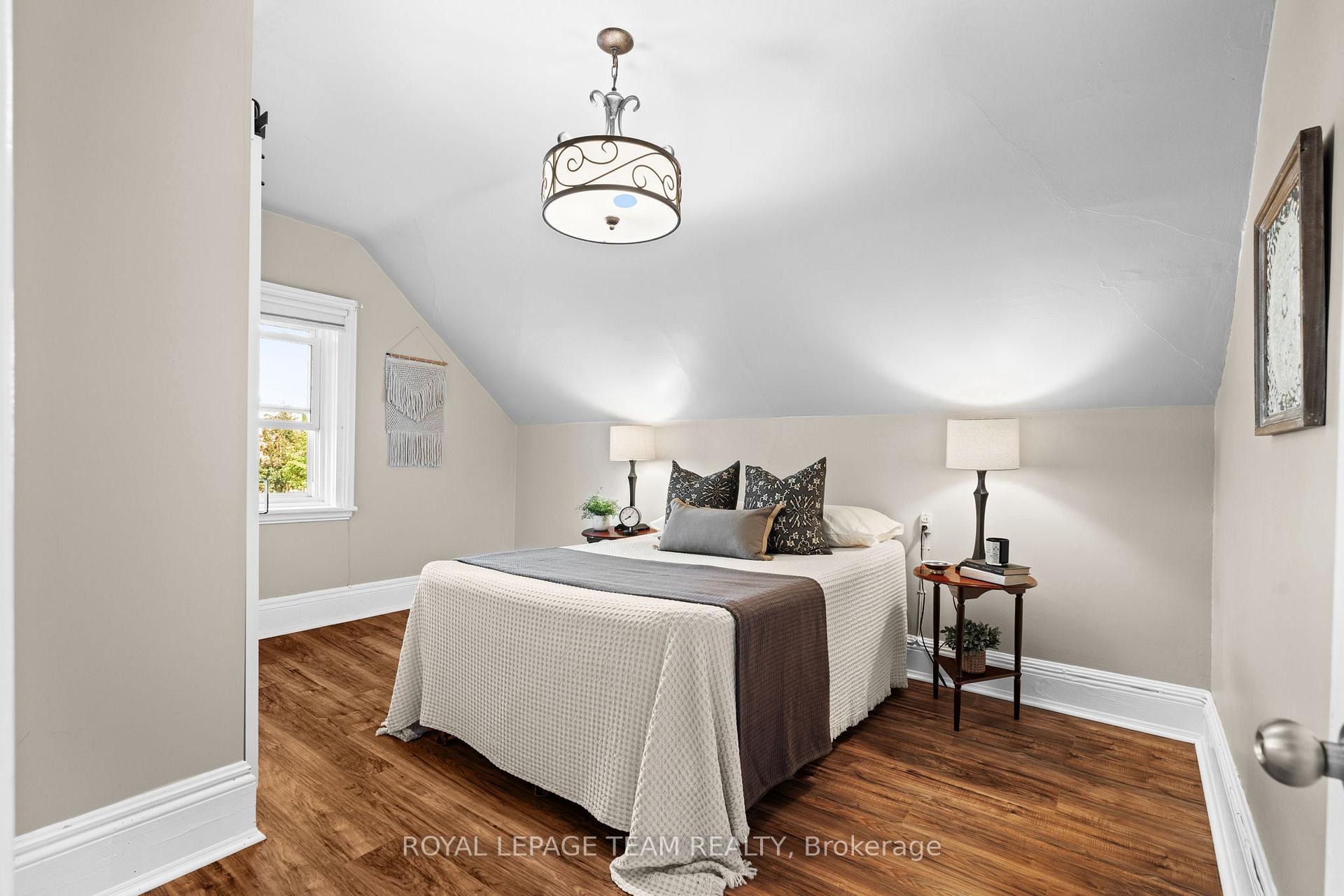 Photo 14 of 57 Lochiel Street S, Renfrew — HOMEH