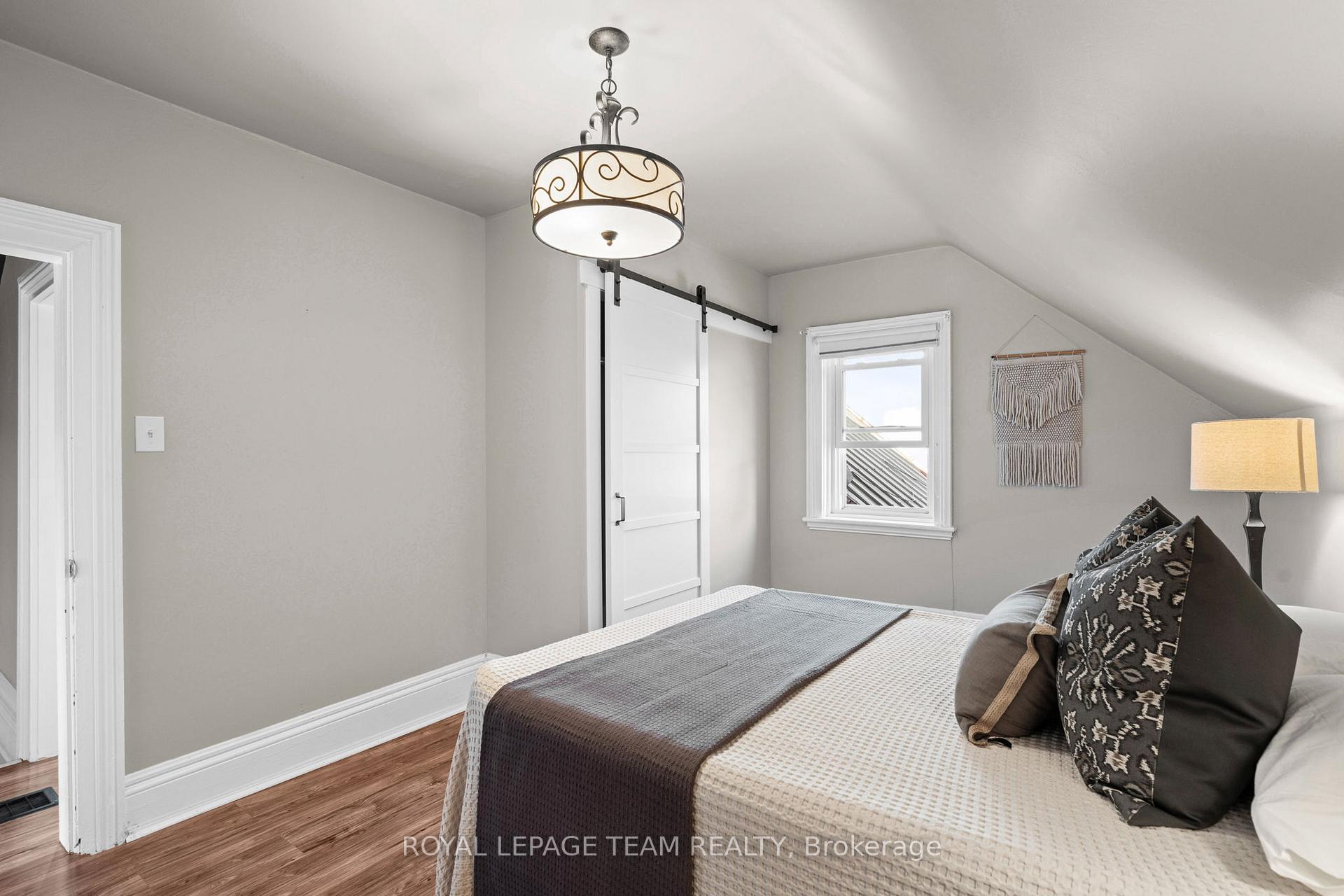 Photo 15 of 57 Lochiel Street S, Renfrew — HOMEH