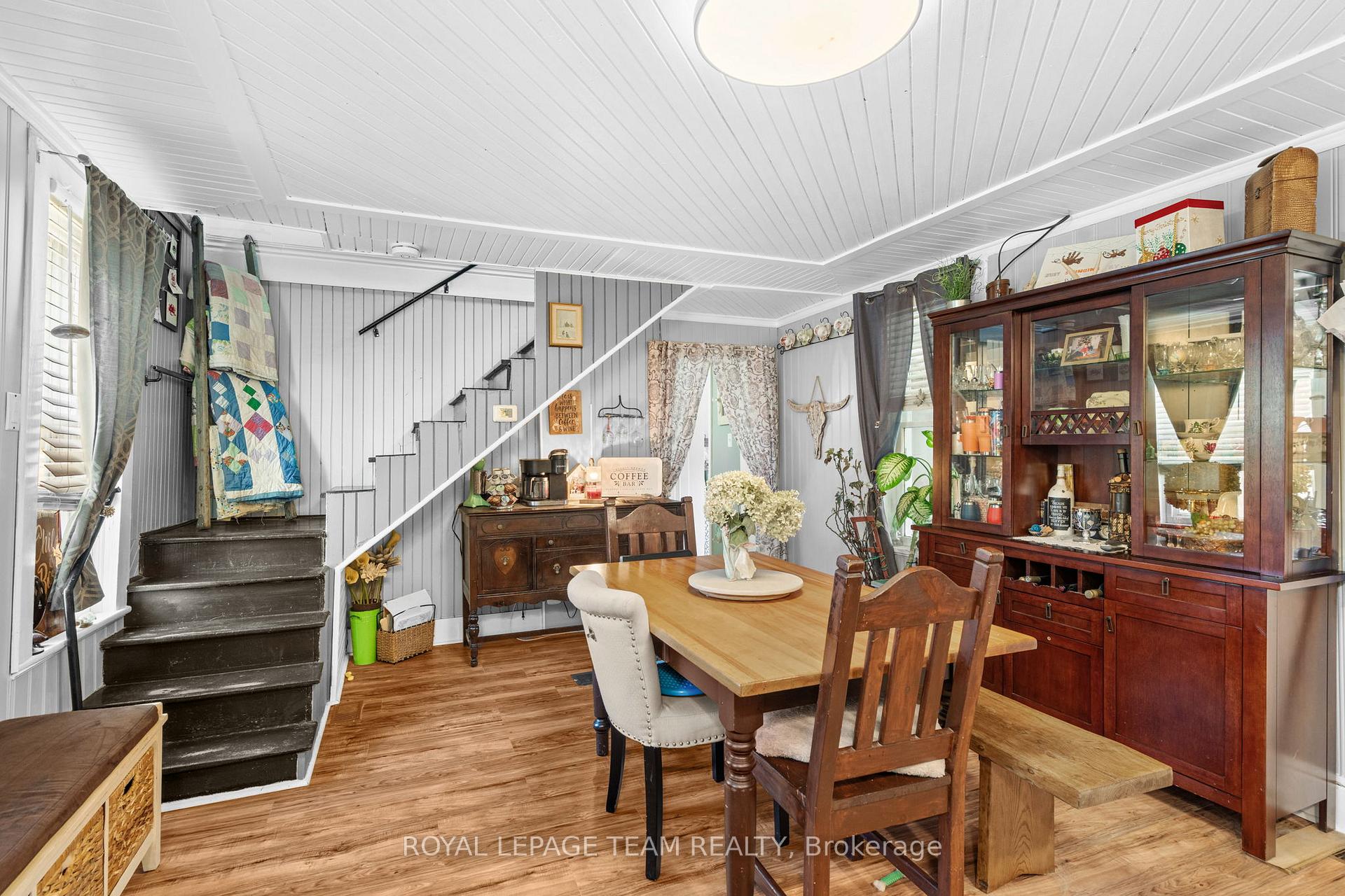 Photo 26 of 57 Lochiel Street S, Renfrew — HOMEH