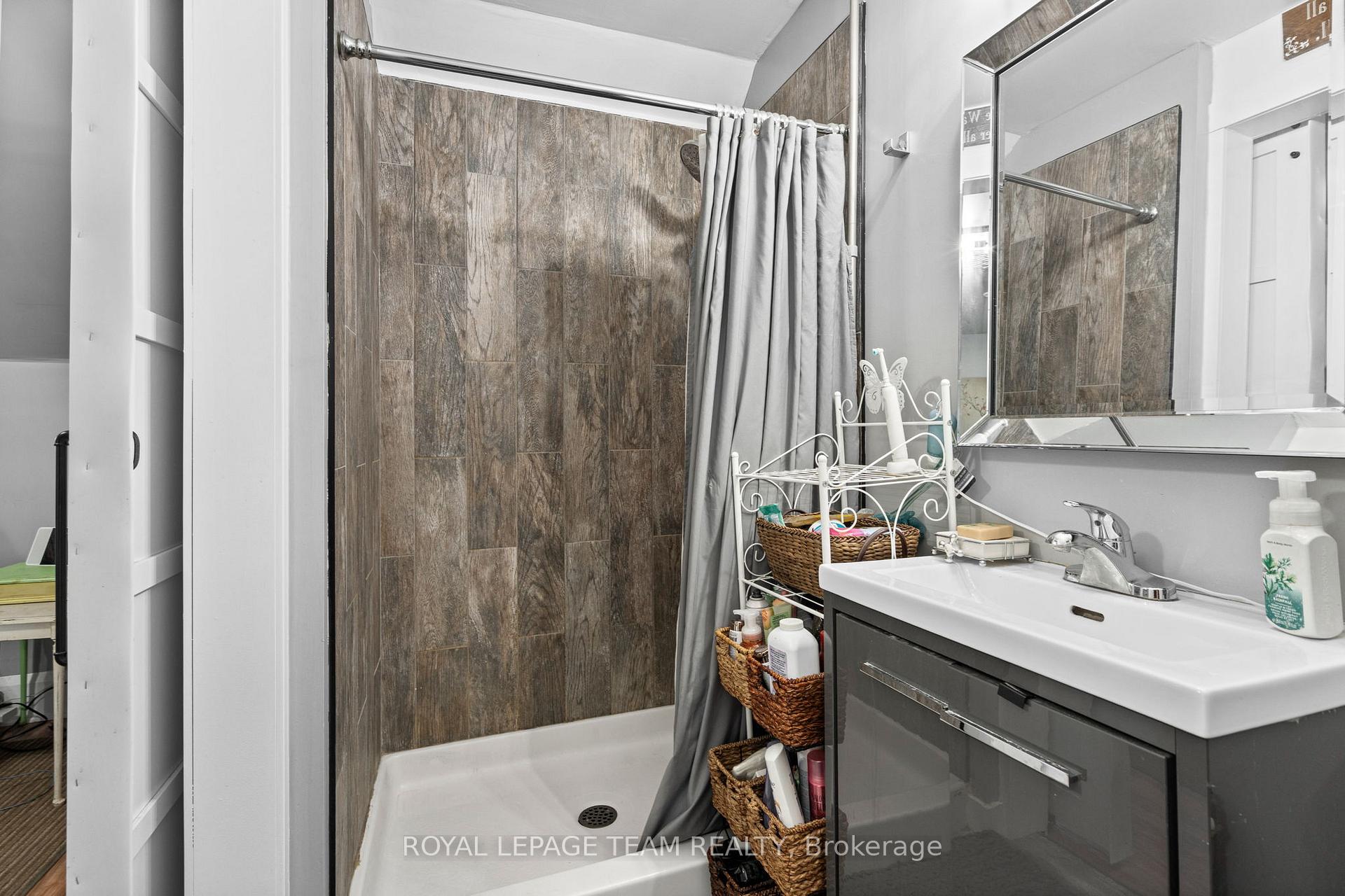 Photo 29 of 57 Lochiel Street S, Renfrew — HOMEH