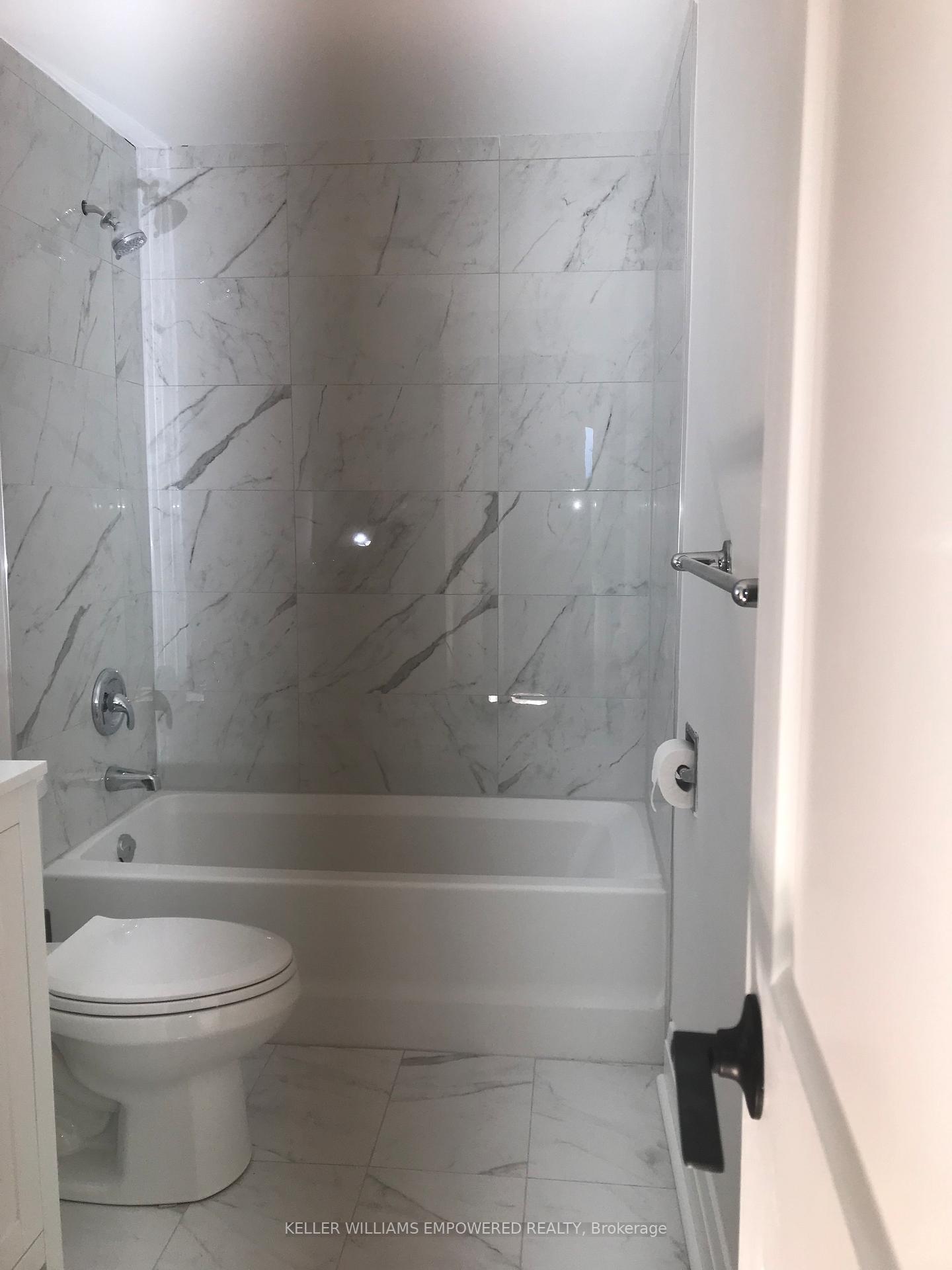 Photo 5 of Unit Main, 697 Downview Crescent, Oshawa, Donevan — HOMEH