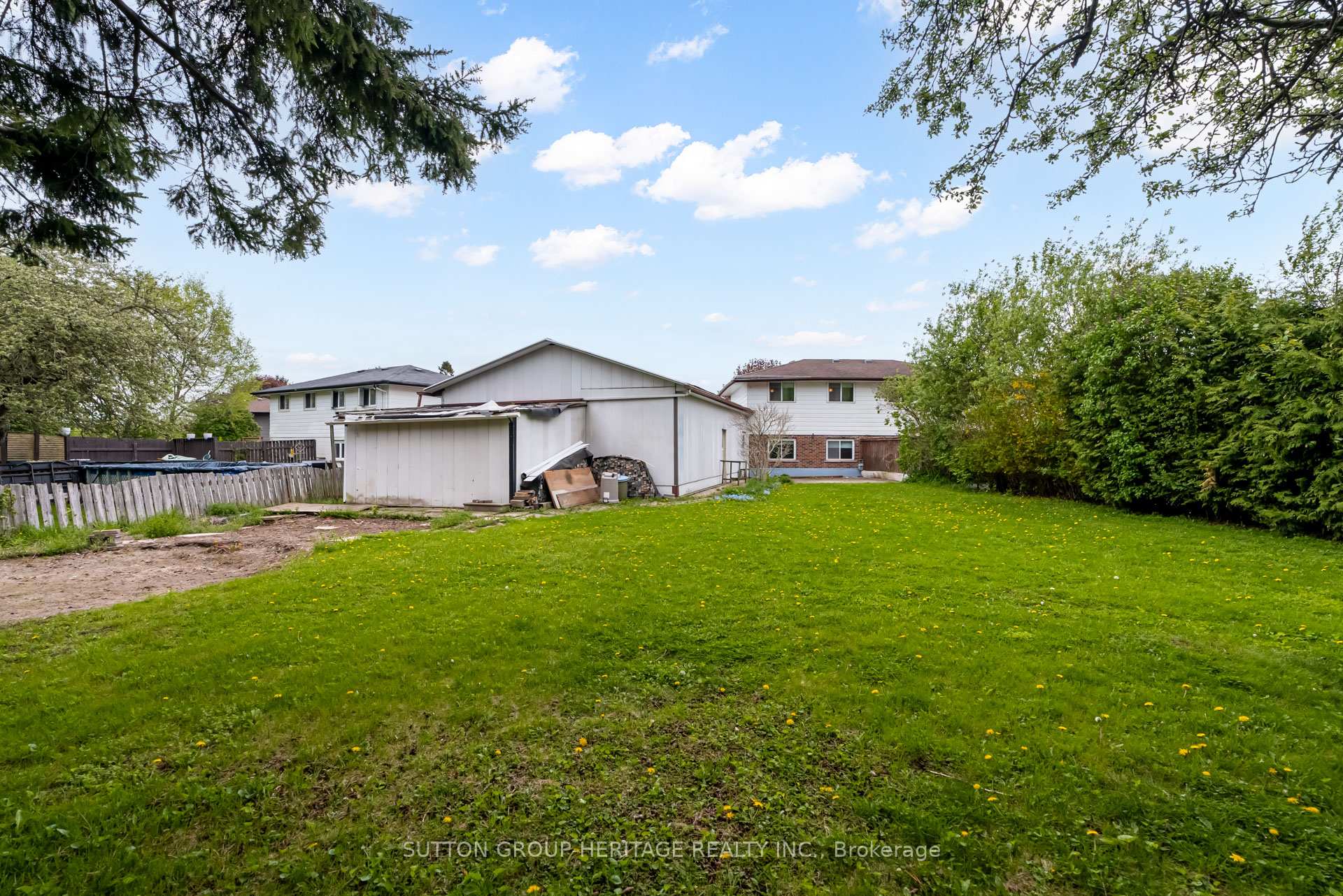 Photo 30 of 468 Tennyson Court, Oshawa, Donevan — HOMEH