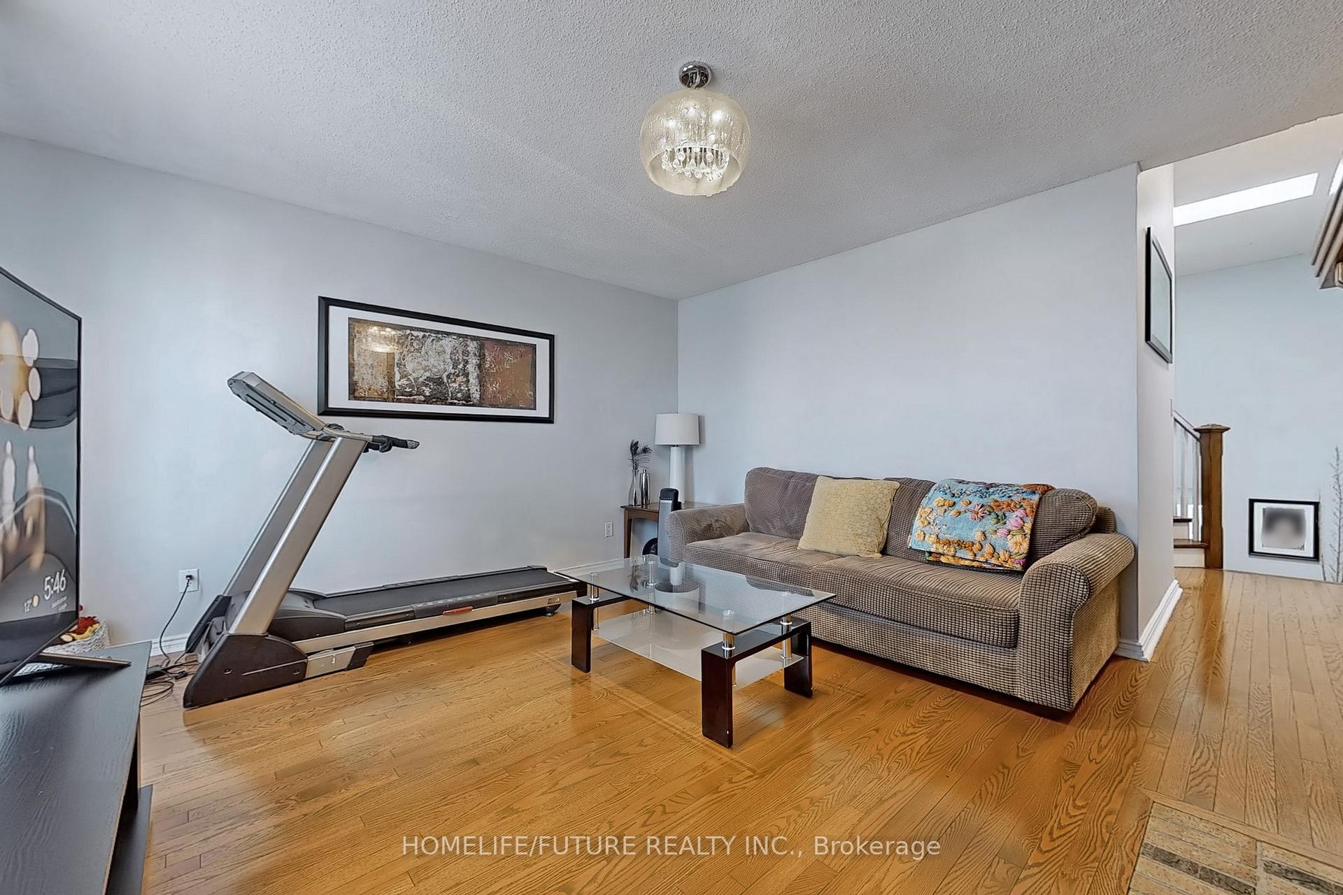Photo 1 of 2144 Denby Drive, Pickering, Brock Ridge — HOMEH