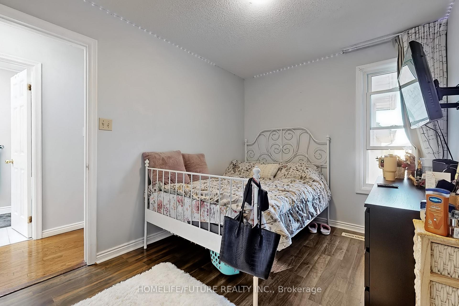 Photo 13 of 2144 Denby Drive, Pickering, Brock Ridge — HOMEH