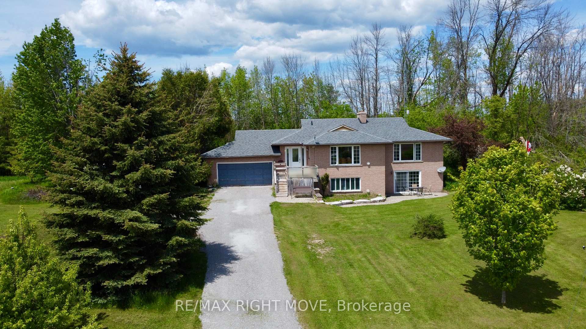 Photo 2 of 2696 Concession 9 Road W, Ramara, Rural Ramara — HOMEH