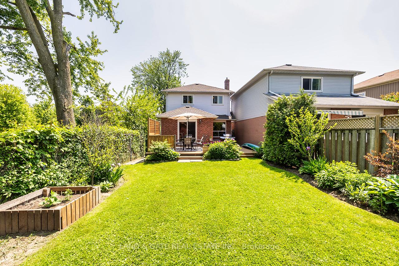 Photo 34 of 227 Lichen Crescent, Oshawa, McLaughlin — HOMEH