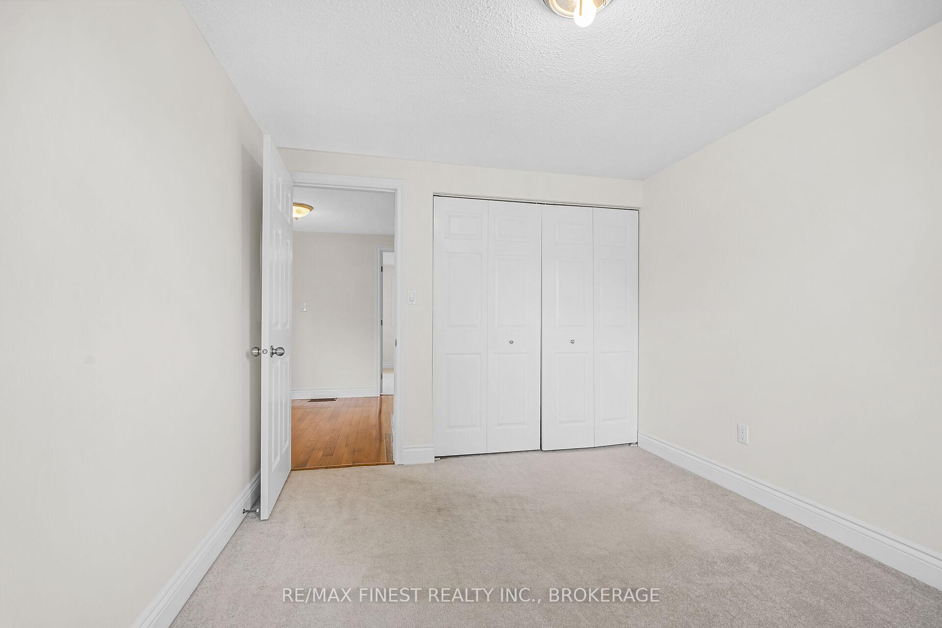 Photo 9 of 92 Windfield Crescent, Kingston, Kingston East (Incl Barret Crt) — HOMEH