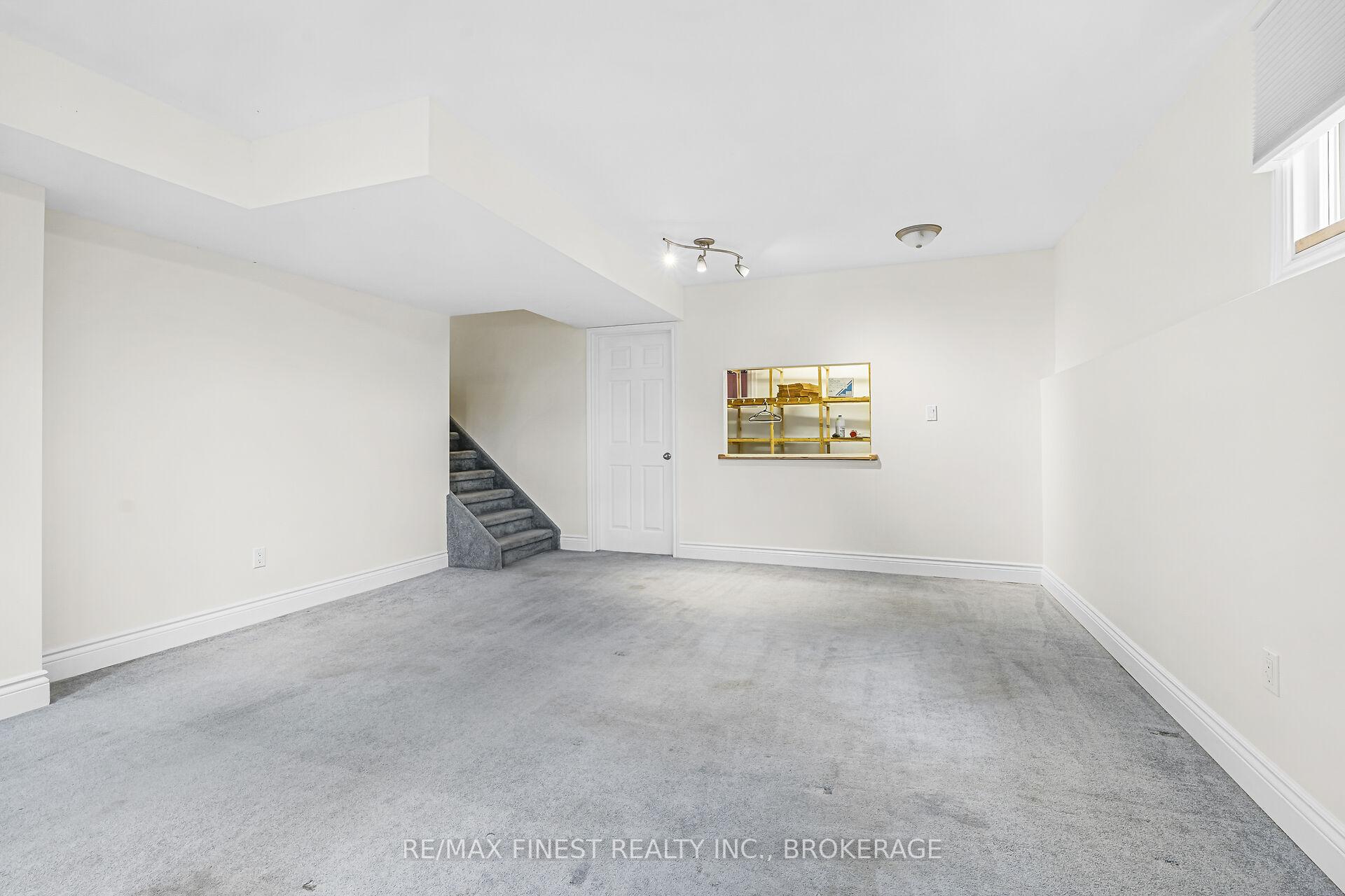 Photo 14 of 92 Windfield Crescent, Kingston, Kingston East (Incl Barret Crt) — HOMEH