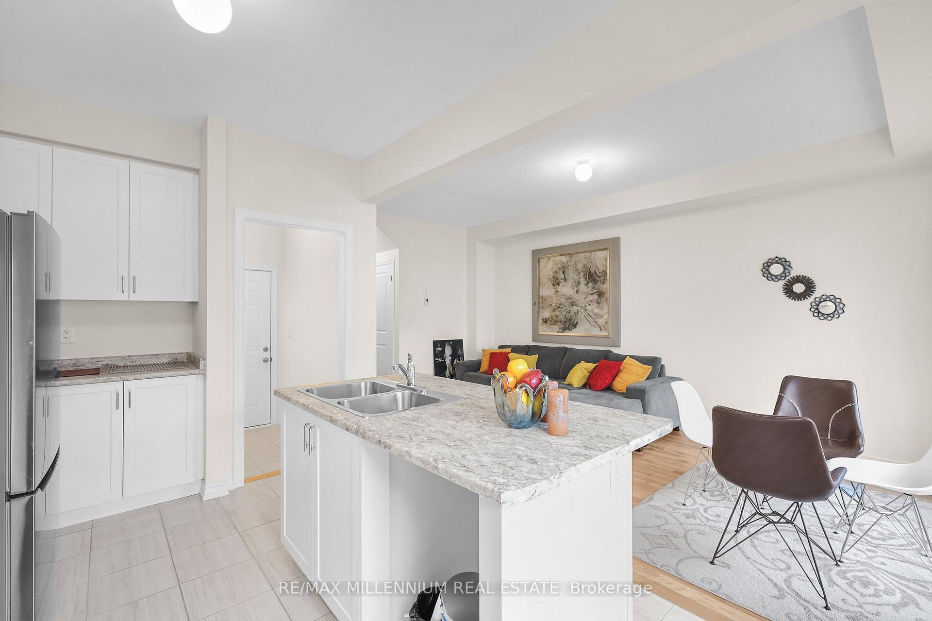 Photo 14 of 2563 Hibiscus Drive, Pickering, Rural Pickering — HOMEH