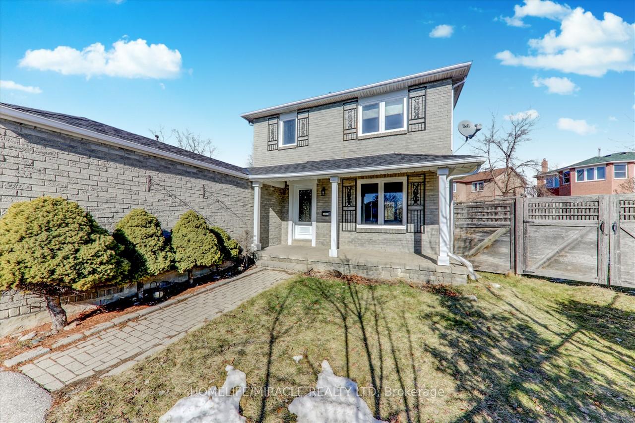 Photo 4 of 662 Beckworth Square, Pickering, Amberlea — HOMEH