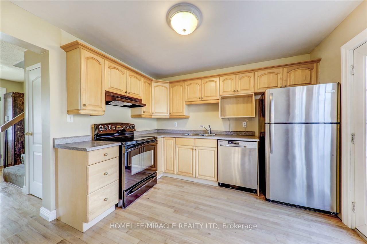 Photo 11 of 662 Beckworth Square, Pickering, Amberlea — HOMEH