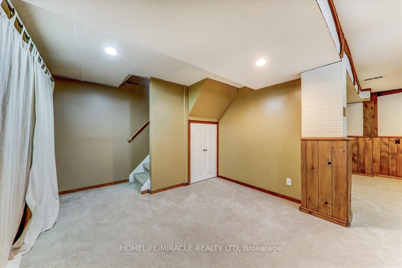 Photo 24 of 662 Beckworth Square, Pickering, Amberlea — HOMEH