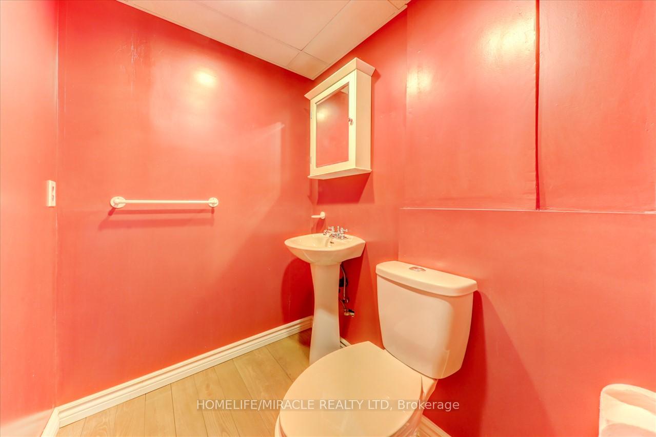Photo 26 of 662 Beckworth Square, Pickering, Amberlea — HOMEH