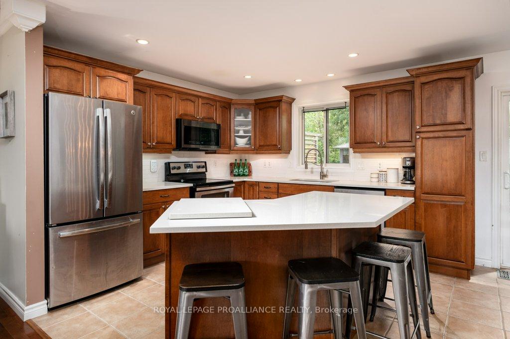 Photo 10 of 38 Cedar Creek Way, Quinte West, Frankford Ward — HOMEH