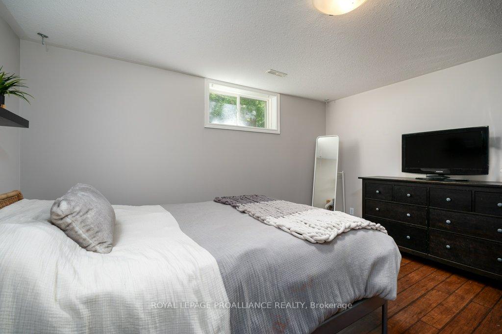Photo 28 of 38 Cedar Creek Way, Quinte West, Frankford Ward — HOMEH