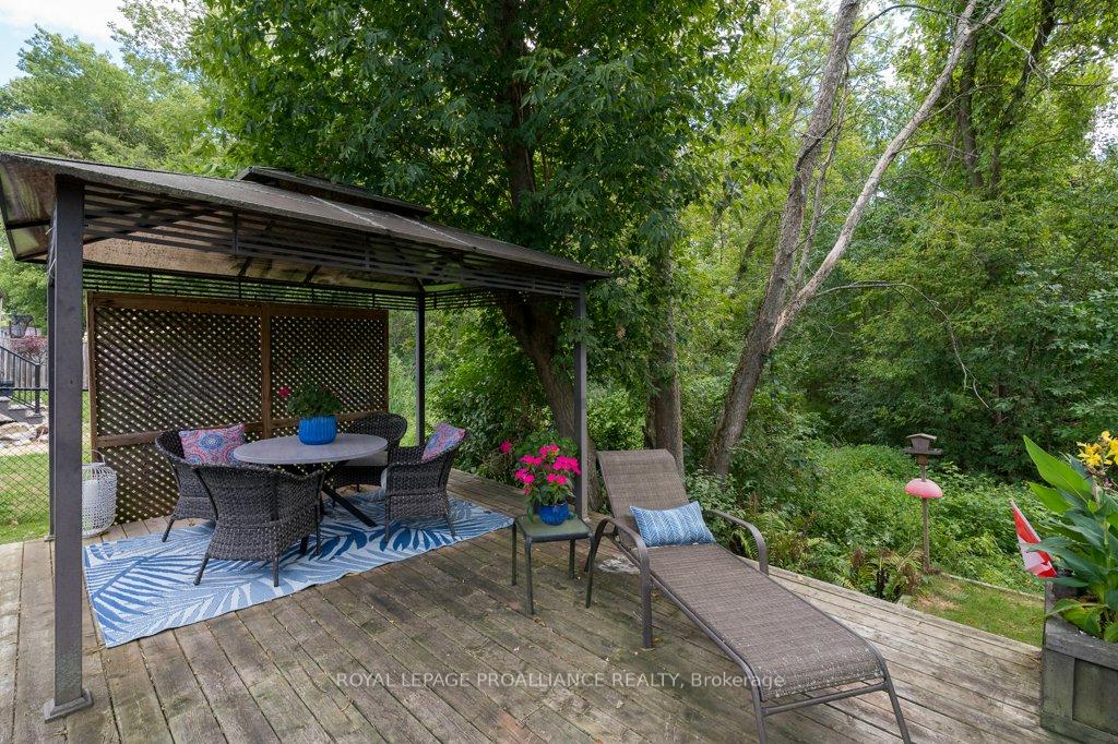 Photo 34 of 38 Cedar Creek Way, Quinte West, Frankford Ward — HOMEH