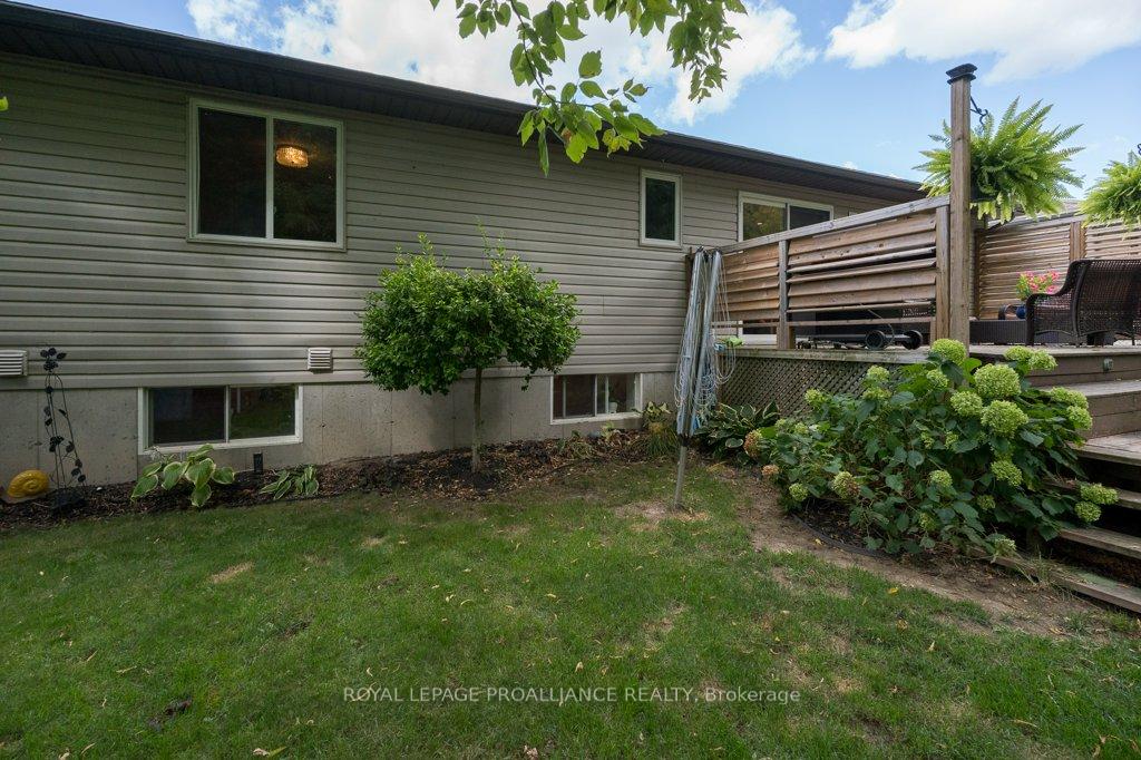 Photo 38 of 38 Cedar Creek Way, Quinte West, Frankford Ward — HOMEH