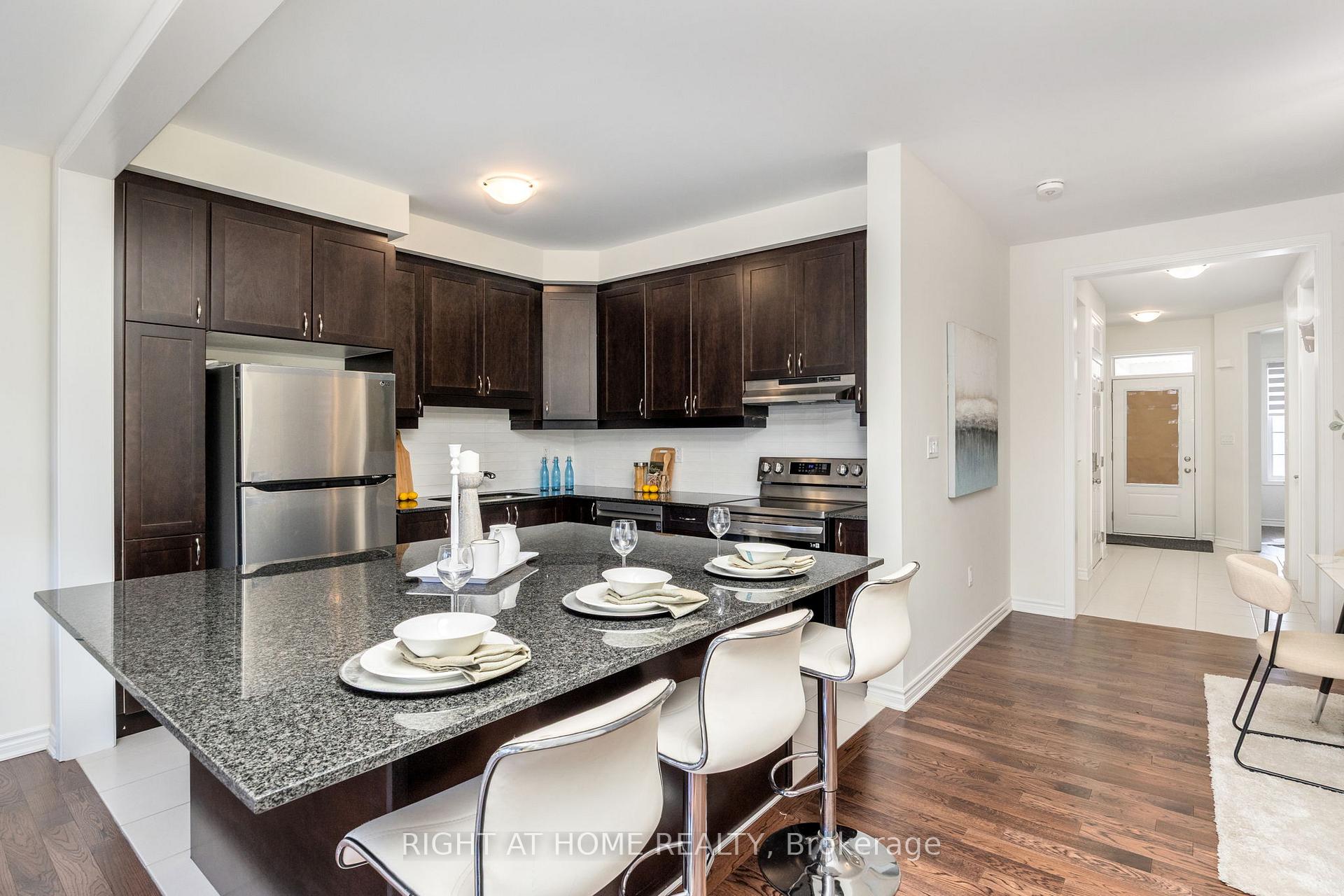 Photo 11 of 1431 Stillmeadow Lane W, Pickering, Rural Pickering — HOMEH