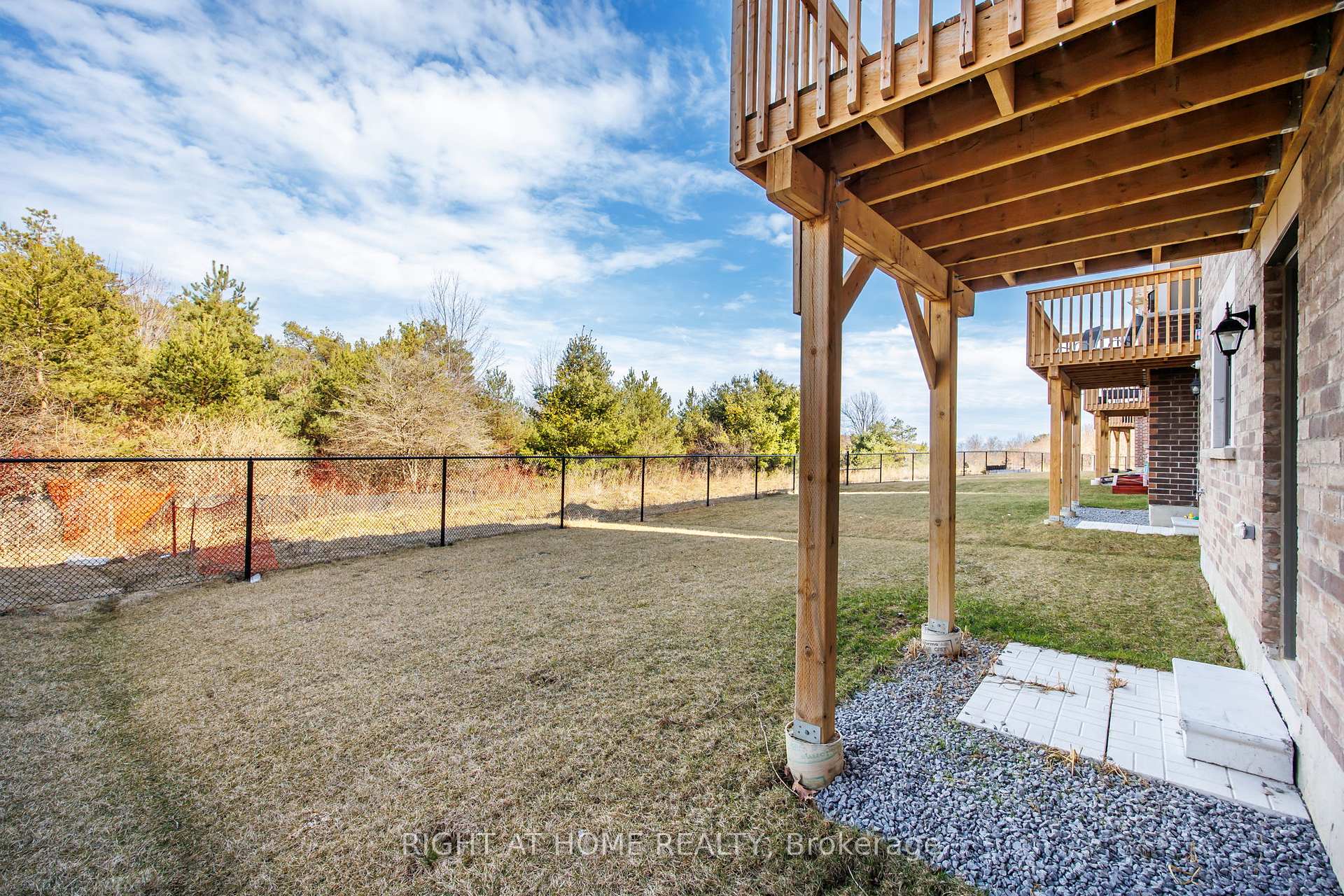 Photo 28 of 1431 Stillmeadow Lane W, Pickering, Rural Pickering — HOMEH