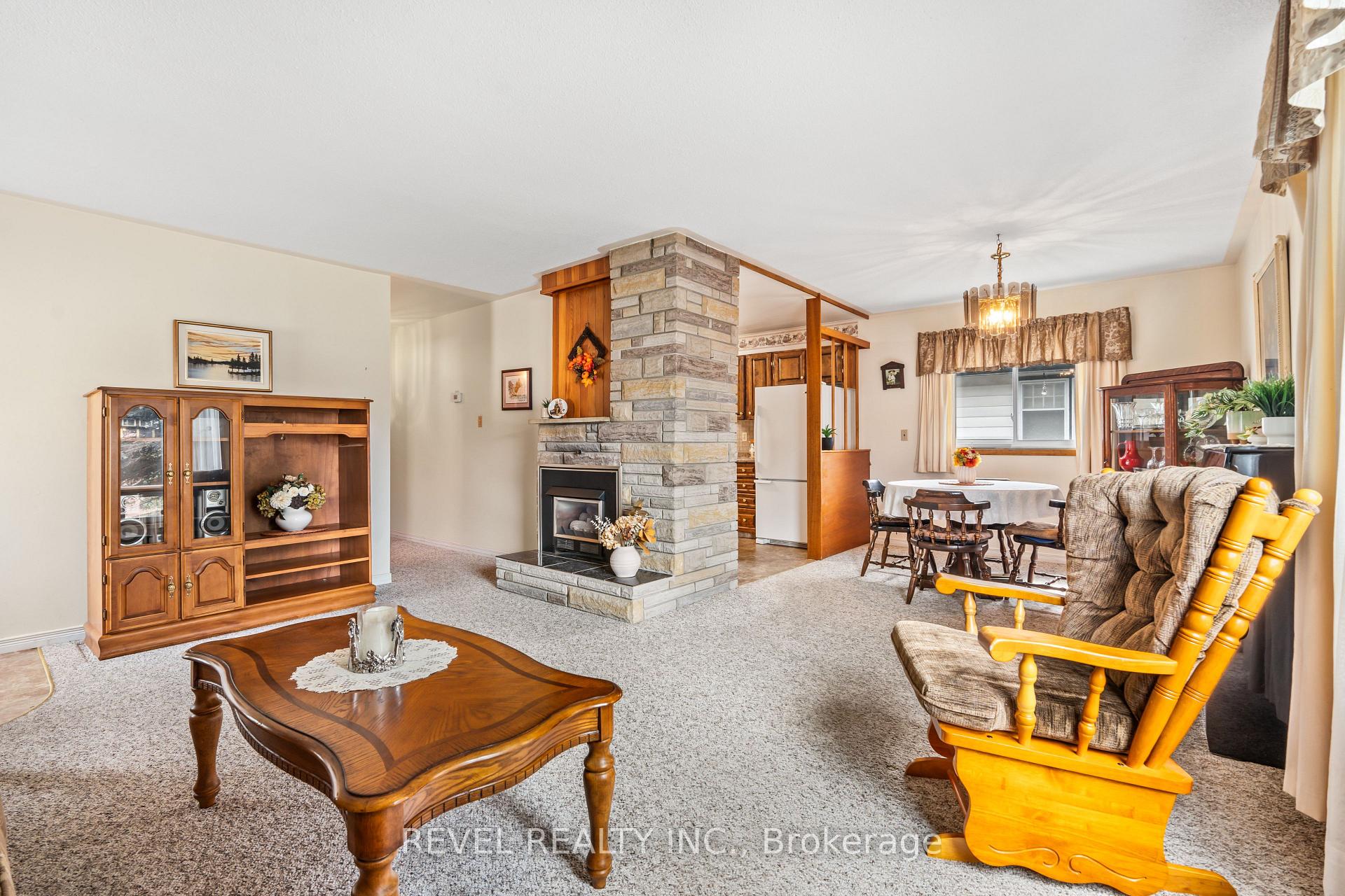 Photo 8 of 91 Byron Street, Quinte West, Trenton Ward — HOMEH