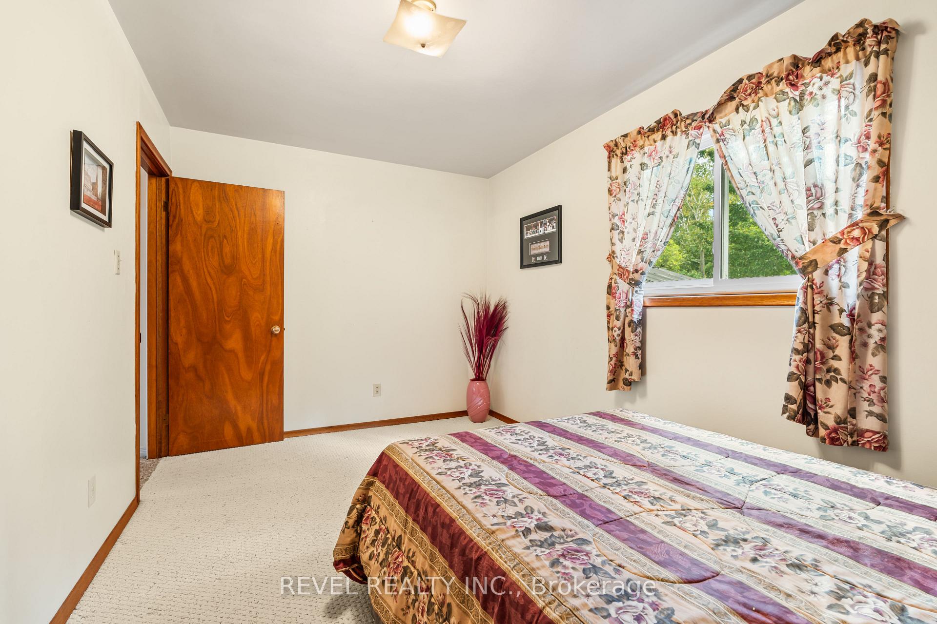 Photo 23 of 91 Byron Street, Quinte West, Trenton Ward — HOMEH