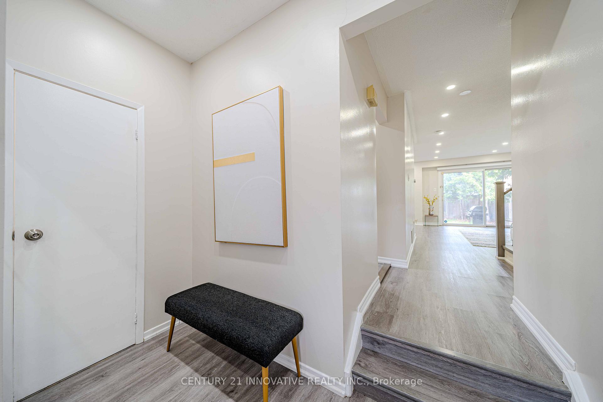 Photo 6 of 750 Edgewood Road, Pickering, Amberlea — HOMEH