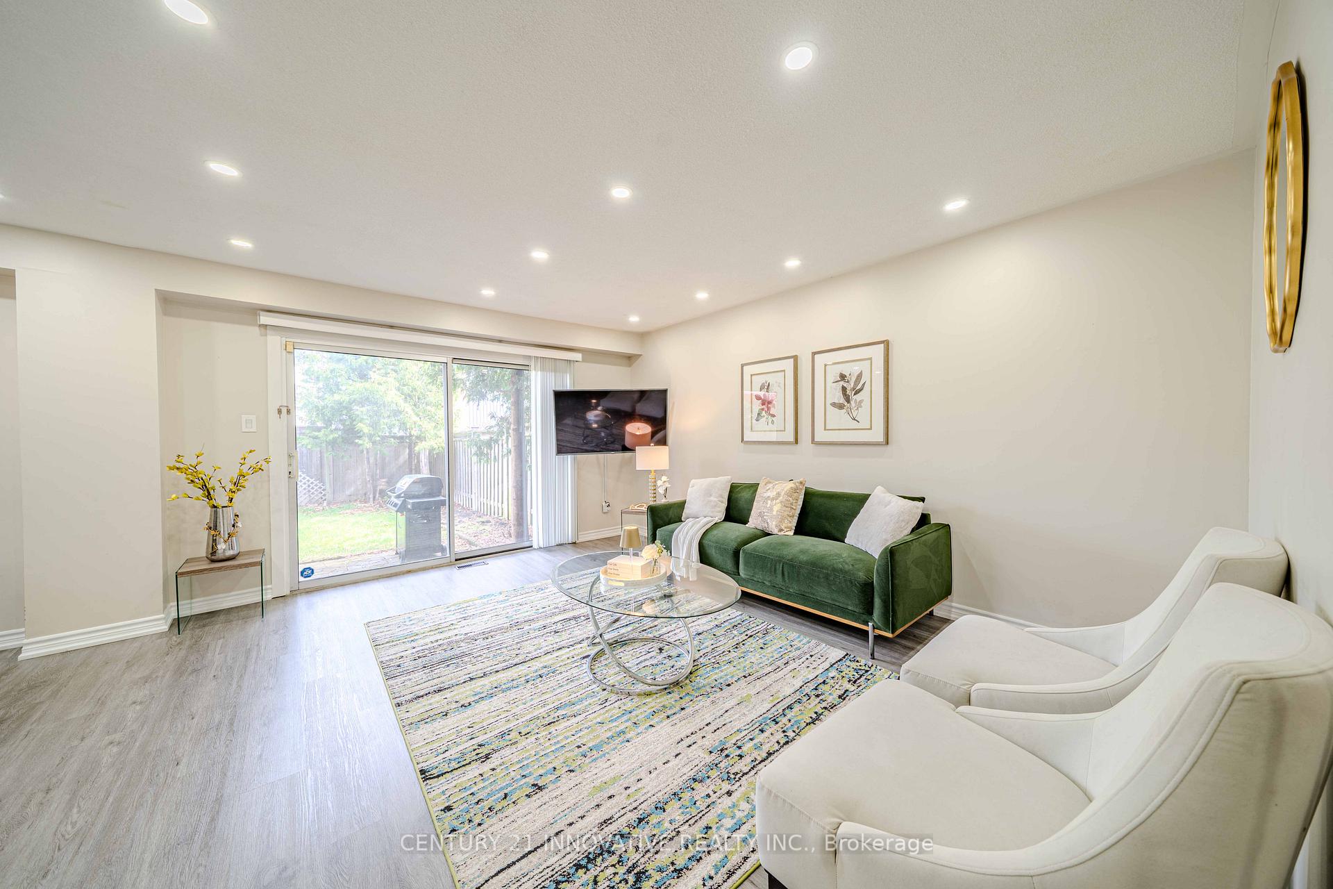 Photo 9 of 750 Edgewood Road, Pickering, Amberlea — HOMEH