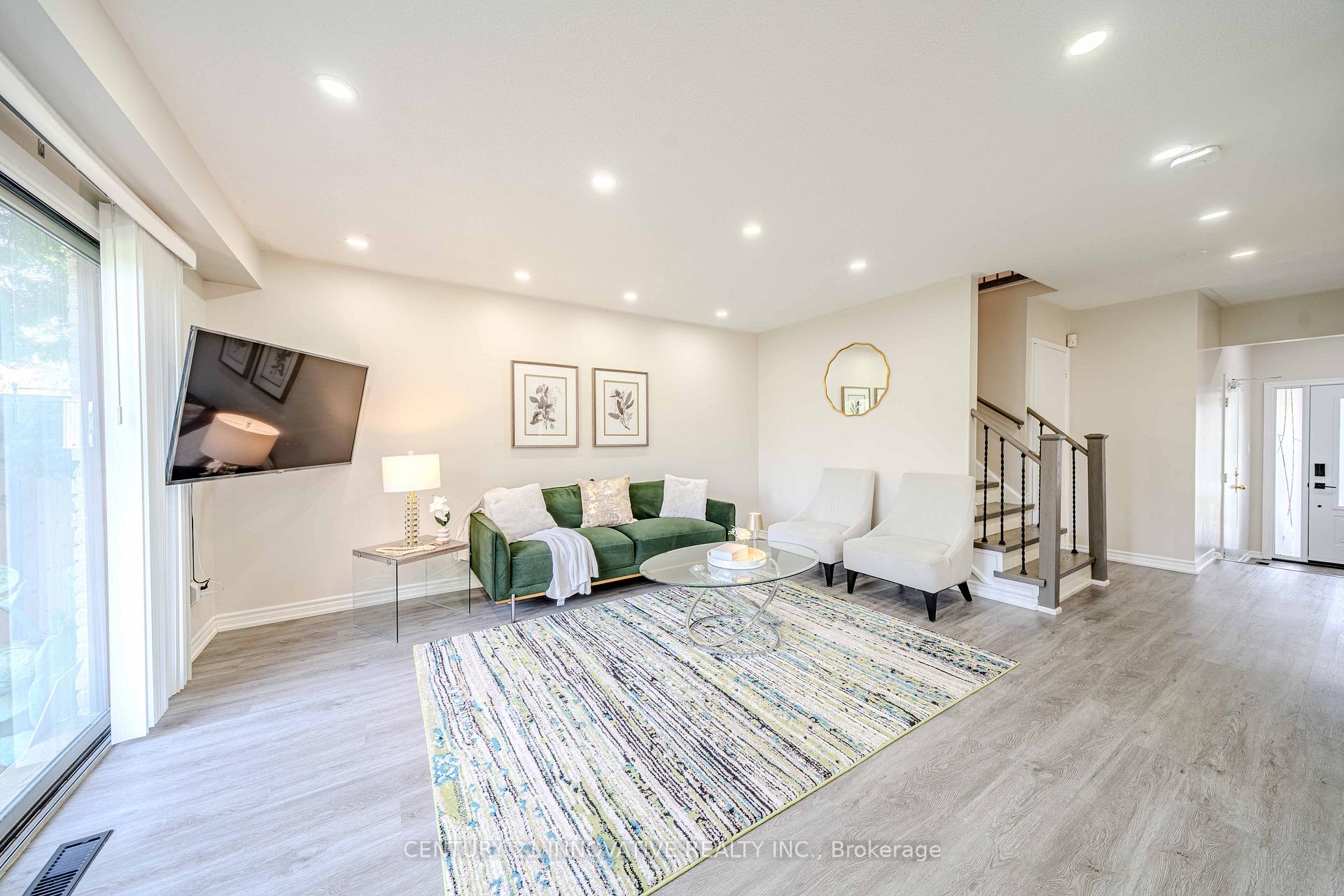 Photo 10 of 750 Edgewood Road, Pickering, Amberlea — HOMEH