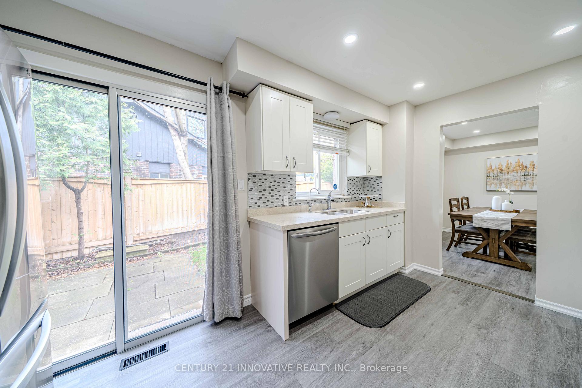 Photo 19 of 750 Edgewood Road, Pickering, Amberlea — HOMEH