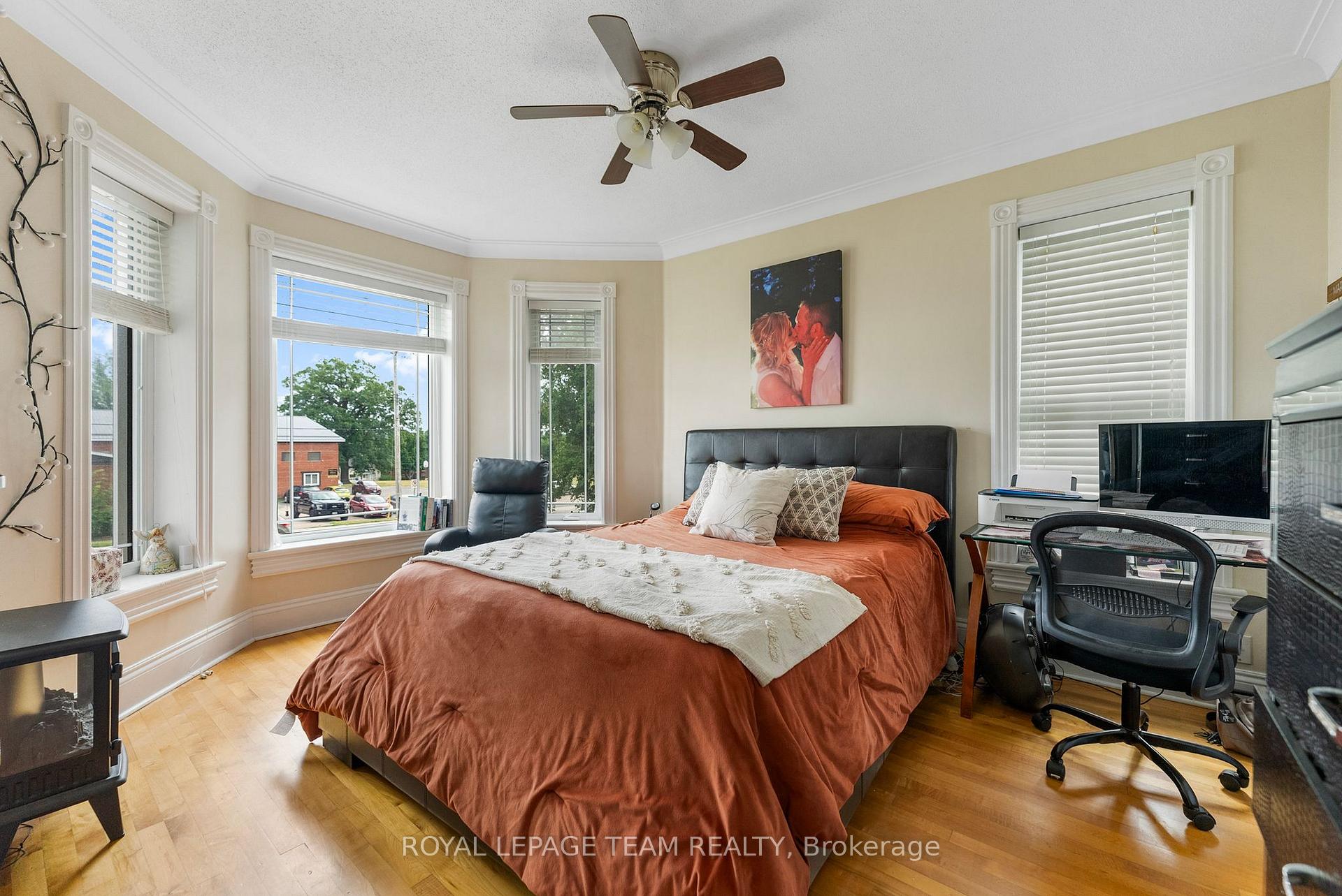 Photo 16 of 174 Bruce Street, Renfrew — HOMEH