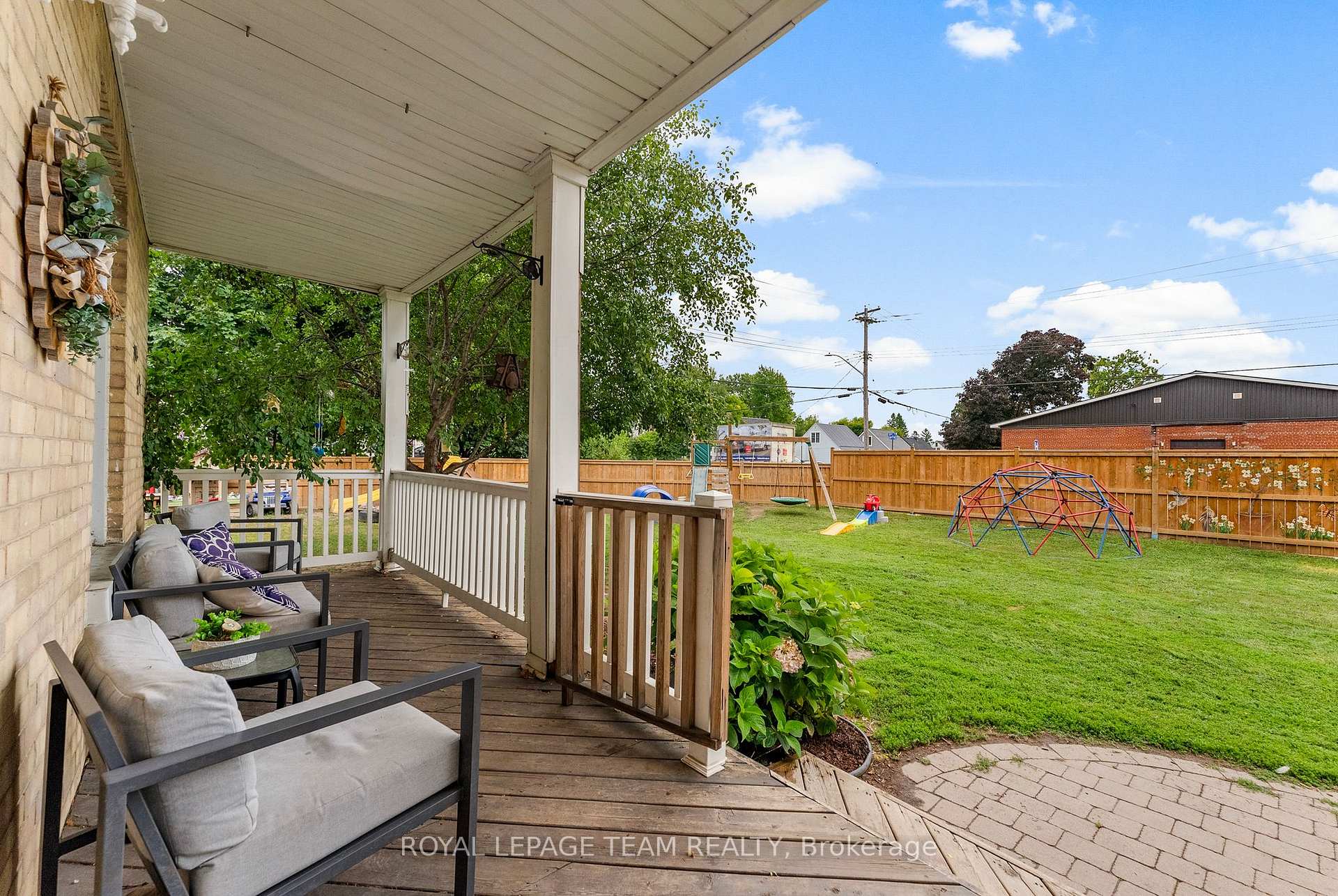 Photo 25 of 174 Bruce Street, Renfrew — HOMEH