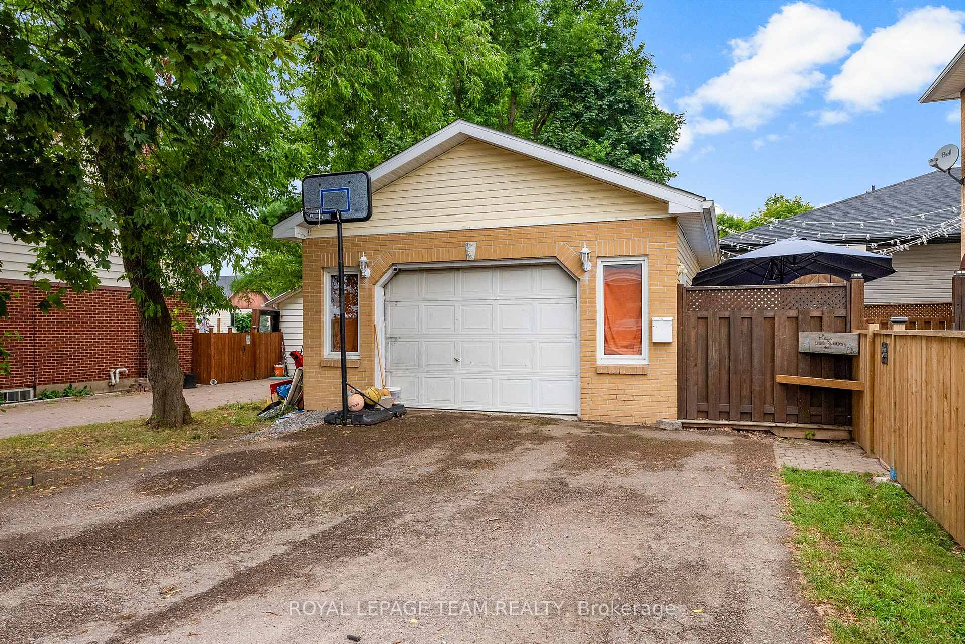 Photo 28 of 174 Bruce Street, Renfrew — HOMEH