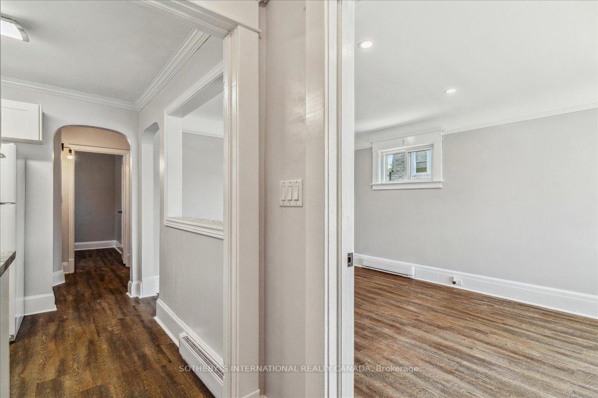 Photo 3 of 32 Olive Avenue, Oshawa, Central — HOMEH