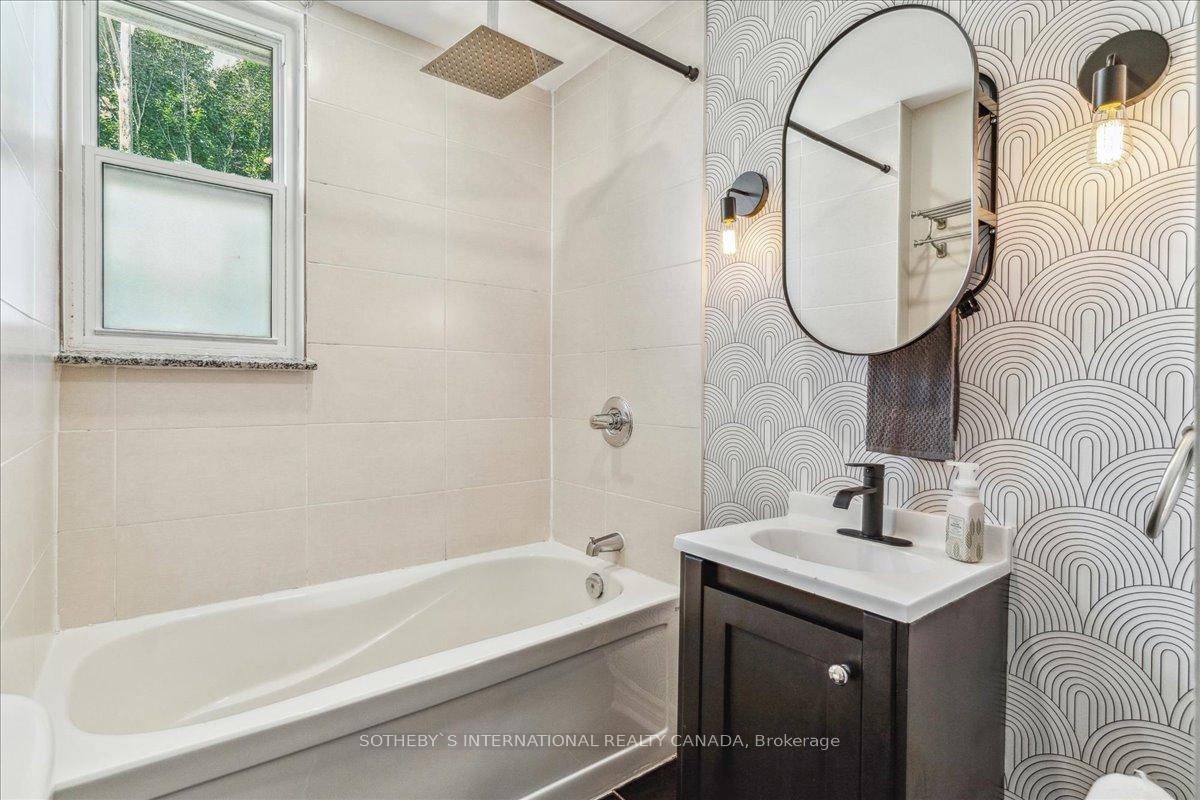 Photo 20 of 32 Olive Avenue, Oshawa, Central — HOMEH