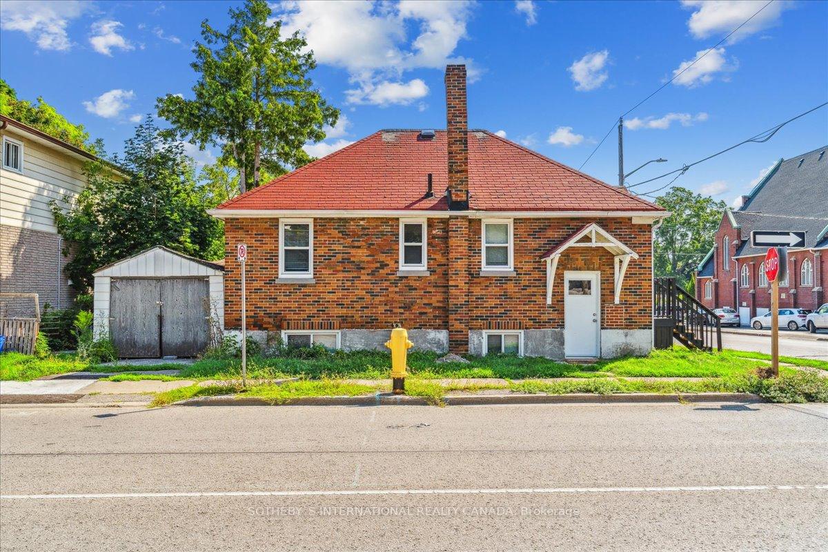 Photo 35 of 32 Olive Avenue, Oshawa, Central — HOMEH