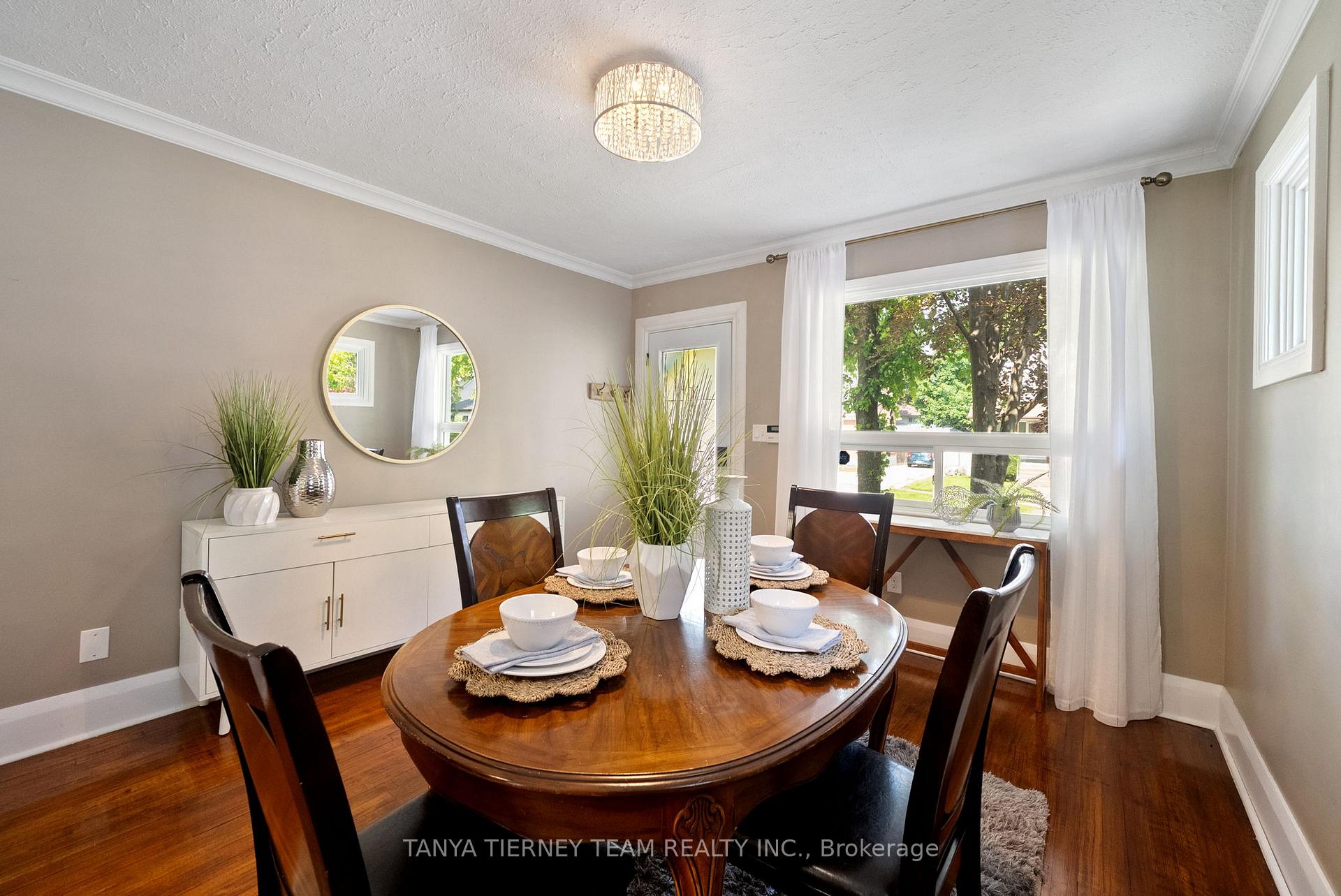Photo 6 of 148 Warren Avenue, Oshawa, McLaughlin — HOMEH