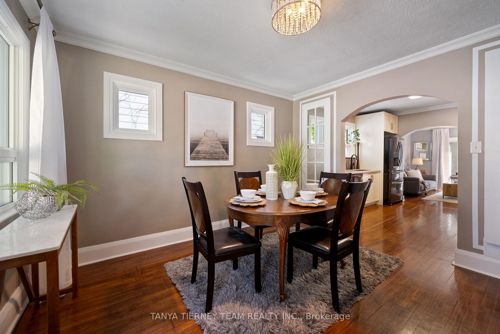 Photo 7 of 148 Warren Avenue, Oshawa, McLaughlin — HOMEH