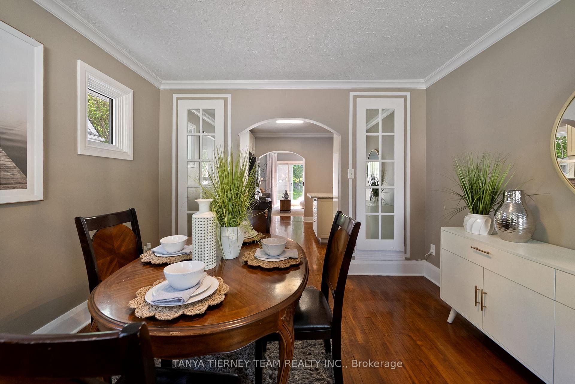 Photo 10 of 148 Warren Avenue, Oshawa, McLaughlin — HOMEH
