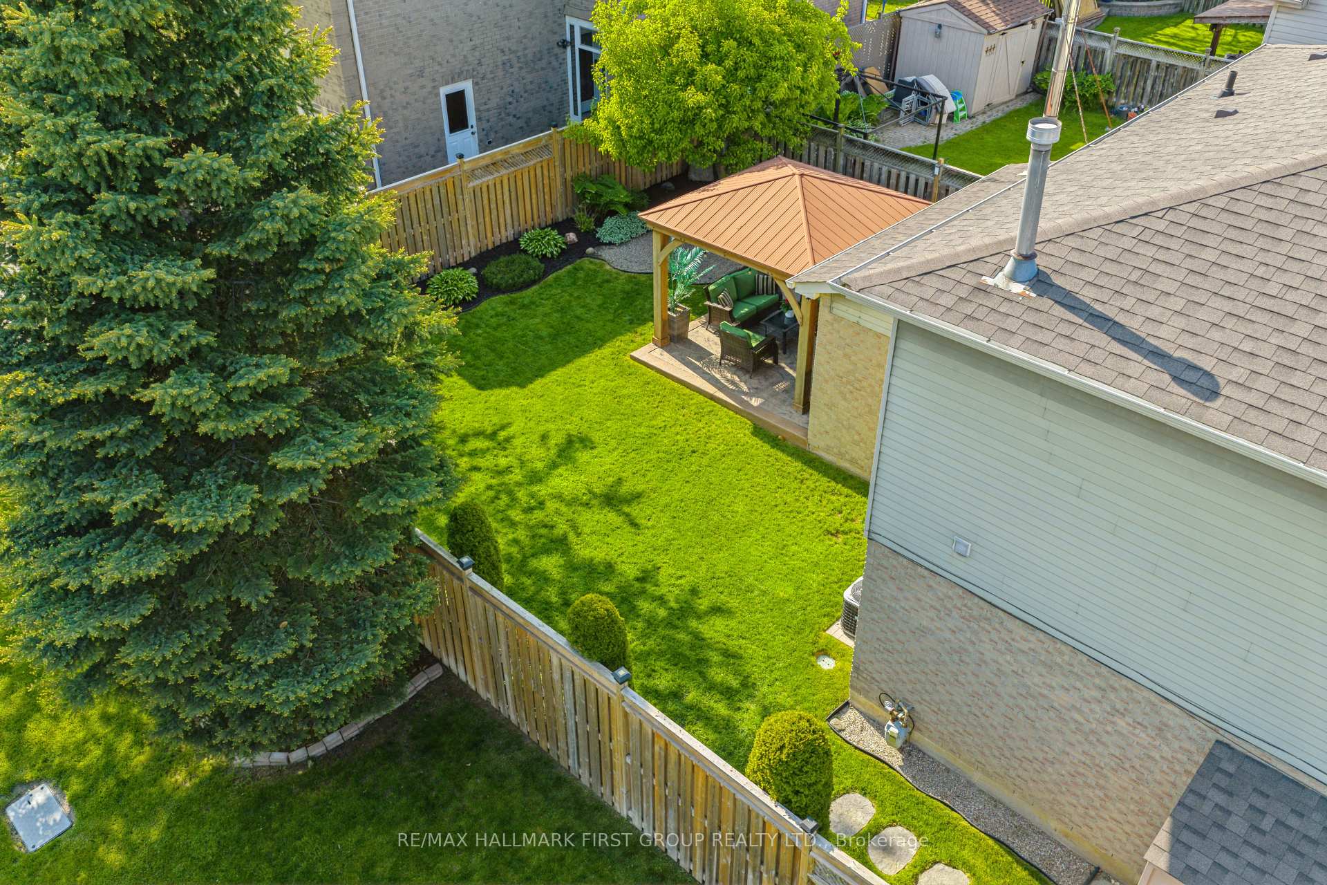 Photo 46 of 1542 Rawlings Drive, Pickering, Liverpool — HOMEH