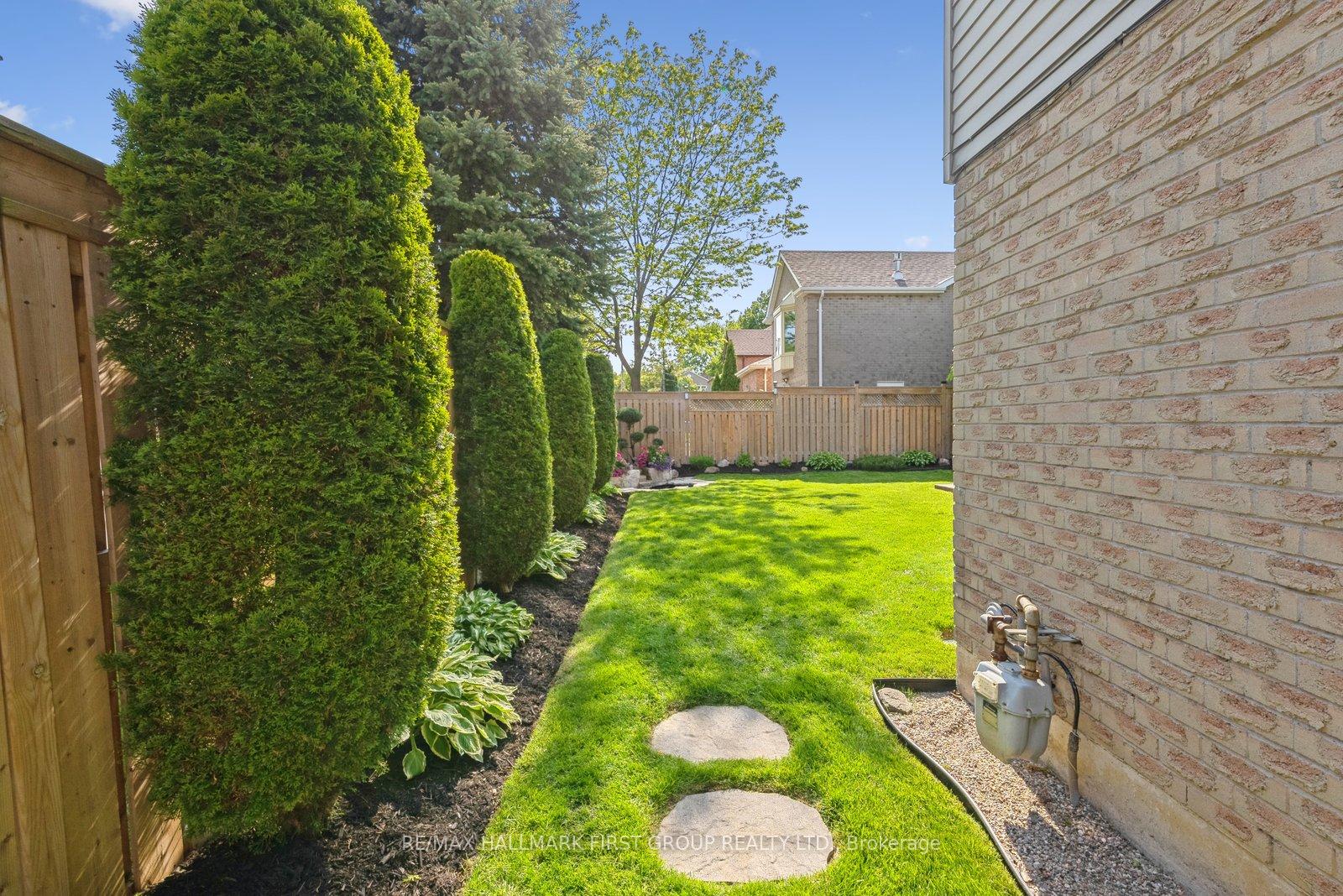 Photo 47 of 1542 Rawlings Drive, Pickering, Liverpool — HOMEH