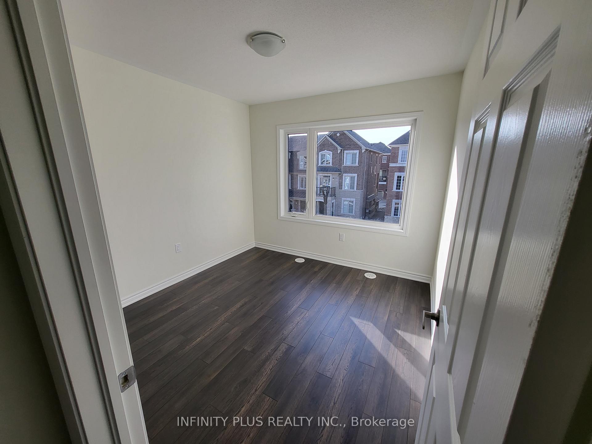 Photo 8 of 3351 Thunderbird Promenade, Pickering, Rural Pickering — HOMEH