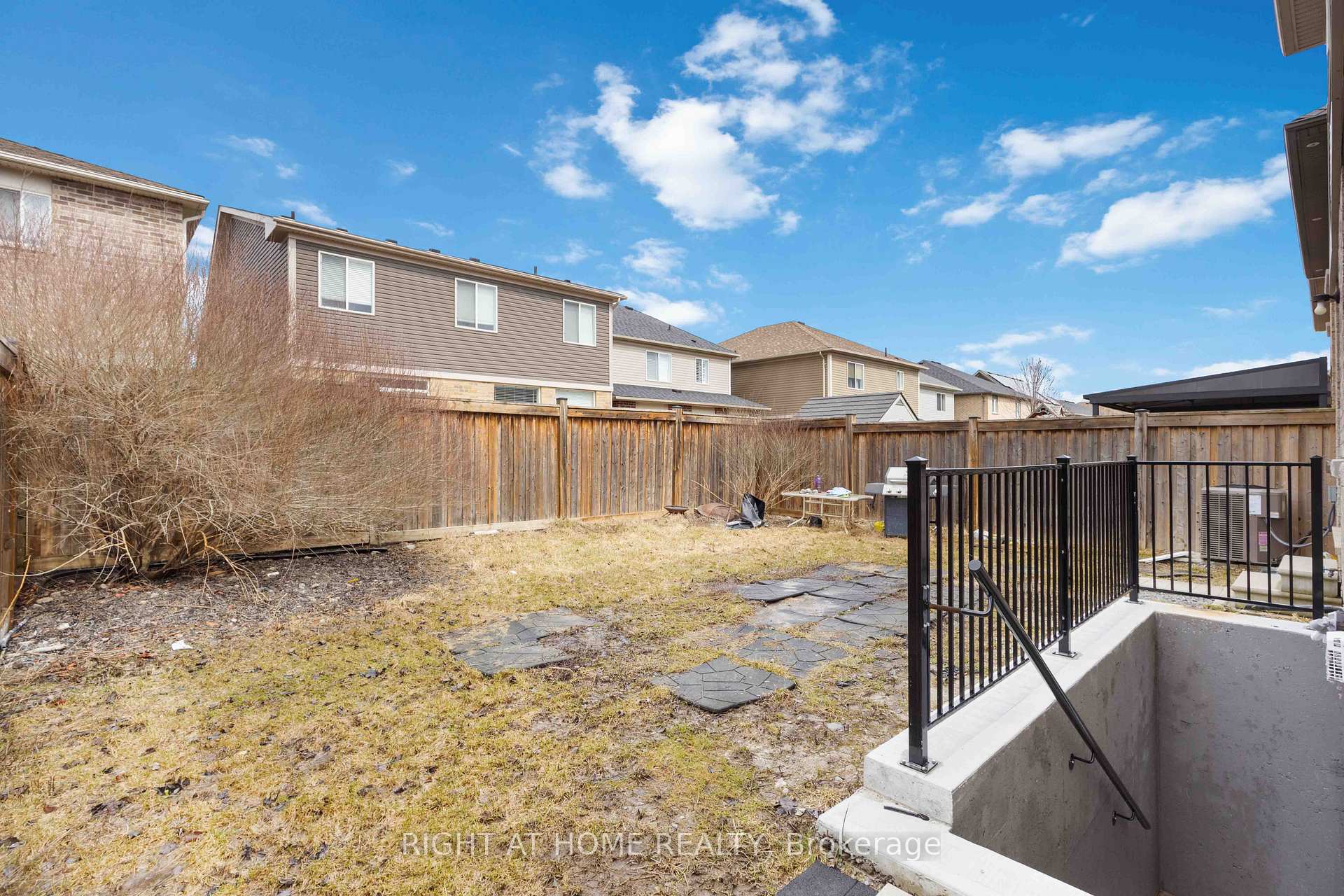 Photo 18 of 225 Blackwell Crescent, Oshawa, Windfields — HOMEH