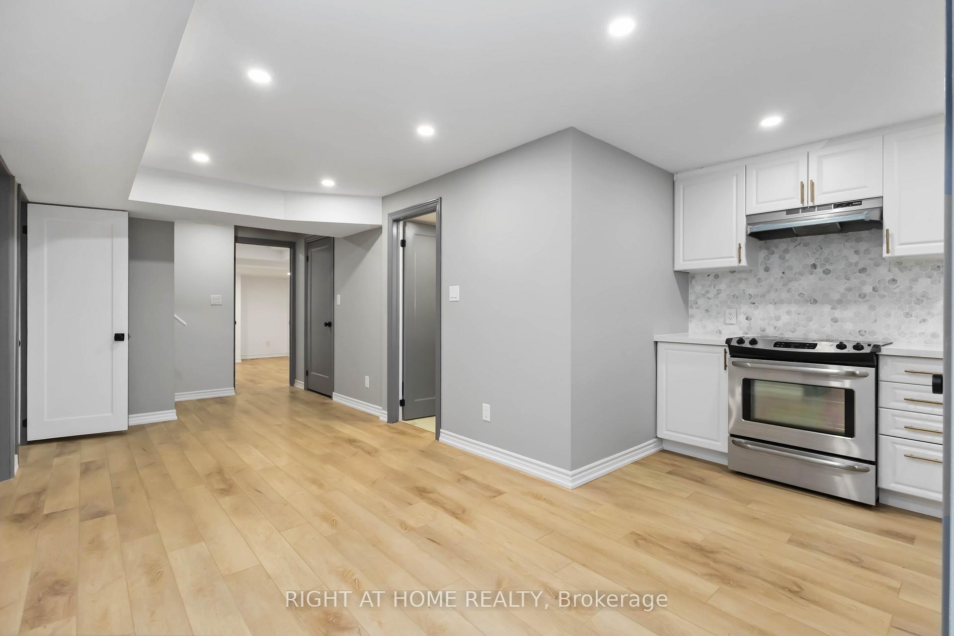 Photo 22 of 225 Blackwell Crescent, Oshawa, Windfields — HOMEH
