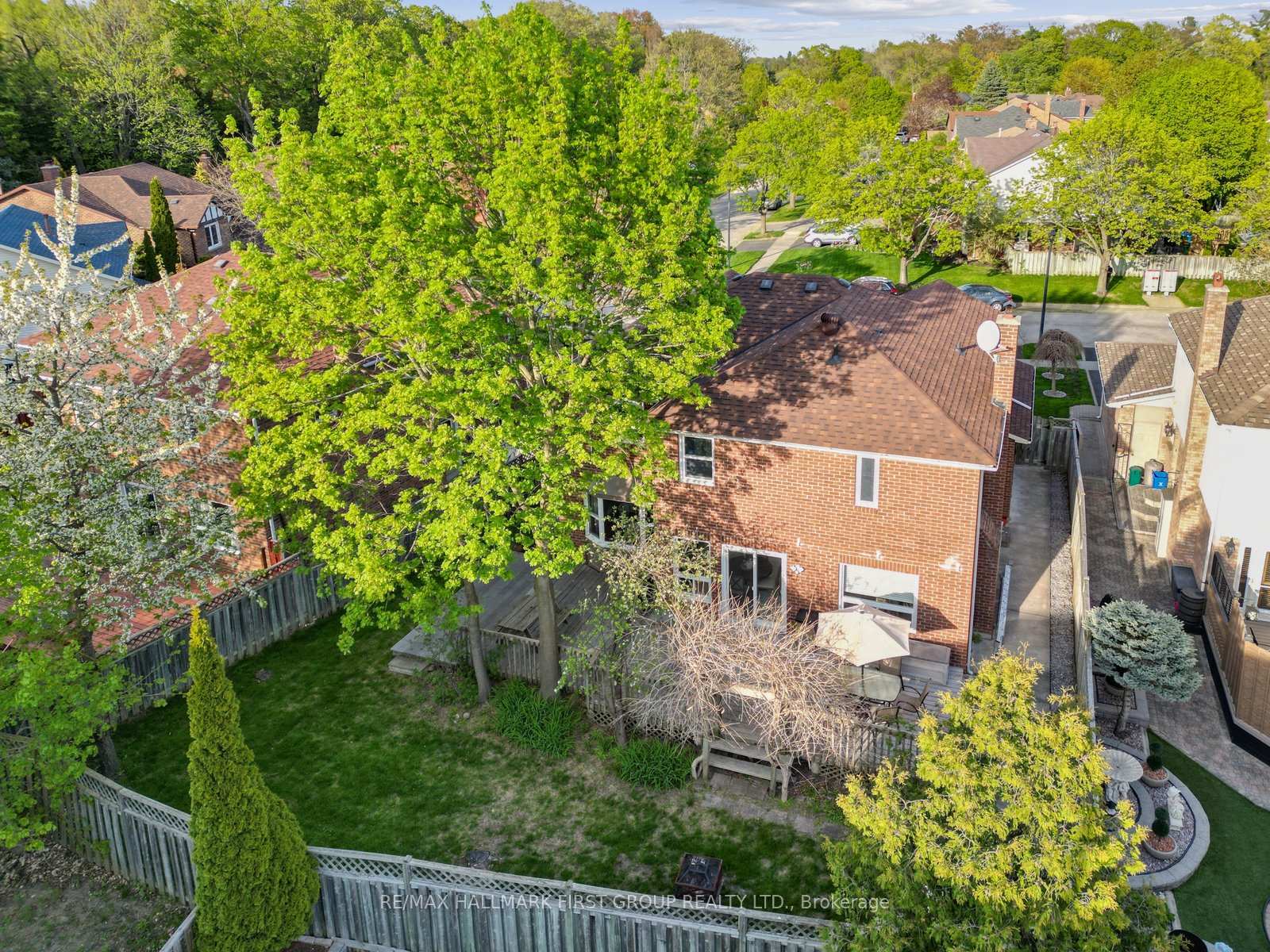 Photo 49 of 1108 Timber Court, Pickering, Liverpool — HOMEH