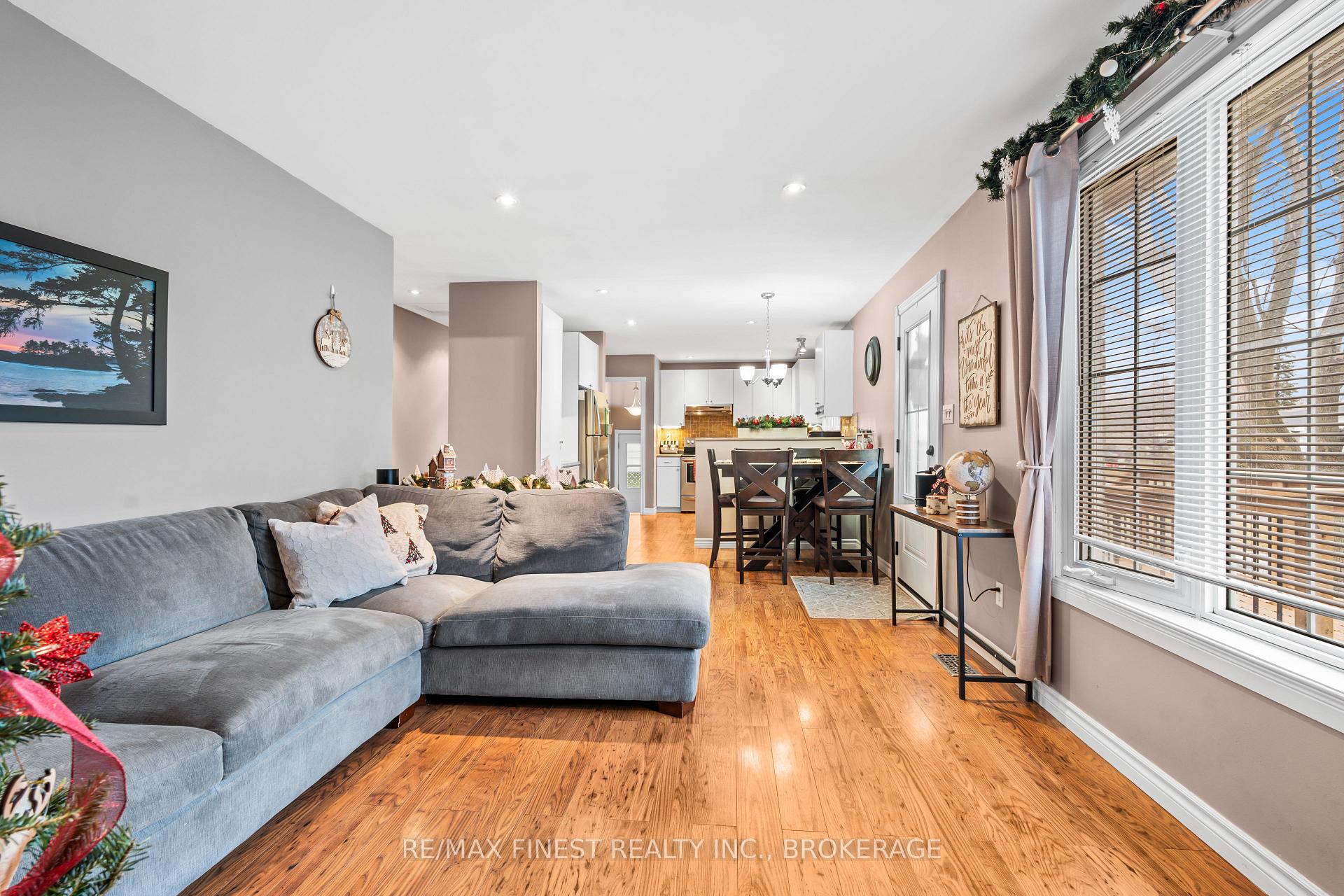 Photo 4 of 1331 Waverley Crescent, Kingston, South of Taylor-Kidd Blvd — HOMEH