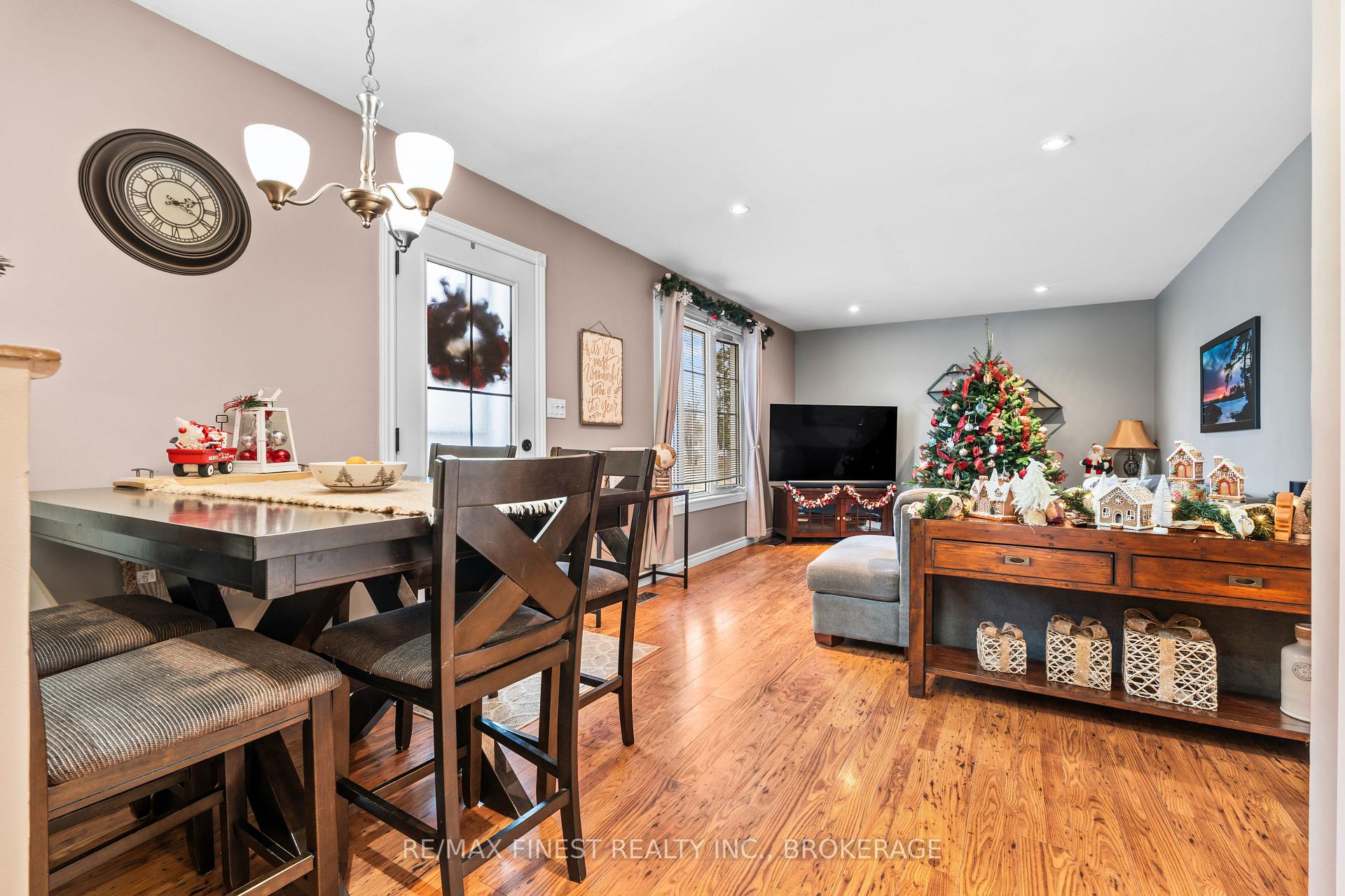 Photo 6 of 1331 Waverley Crescent, Kingston, South of Taylor-Kidd Blvd — HOMEH